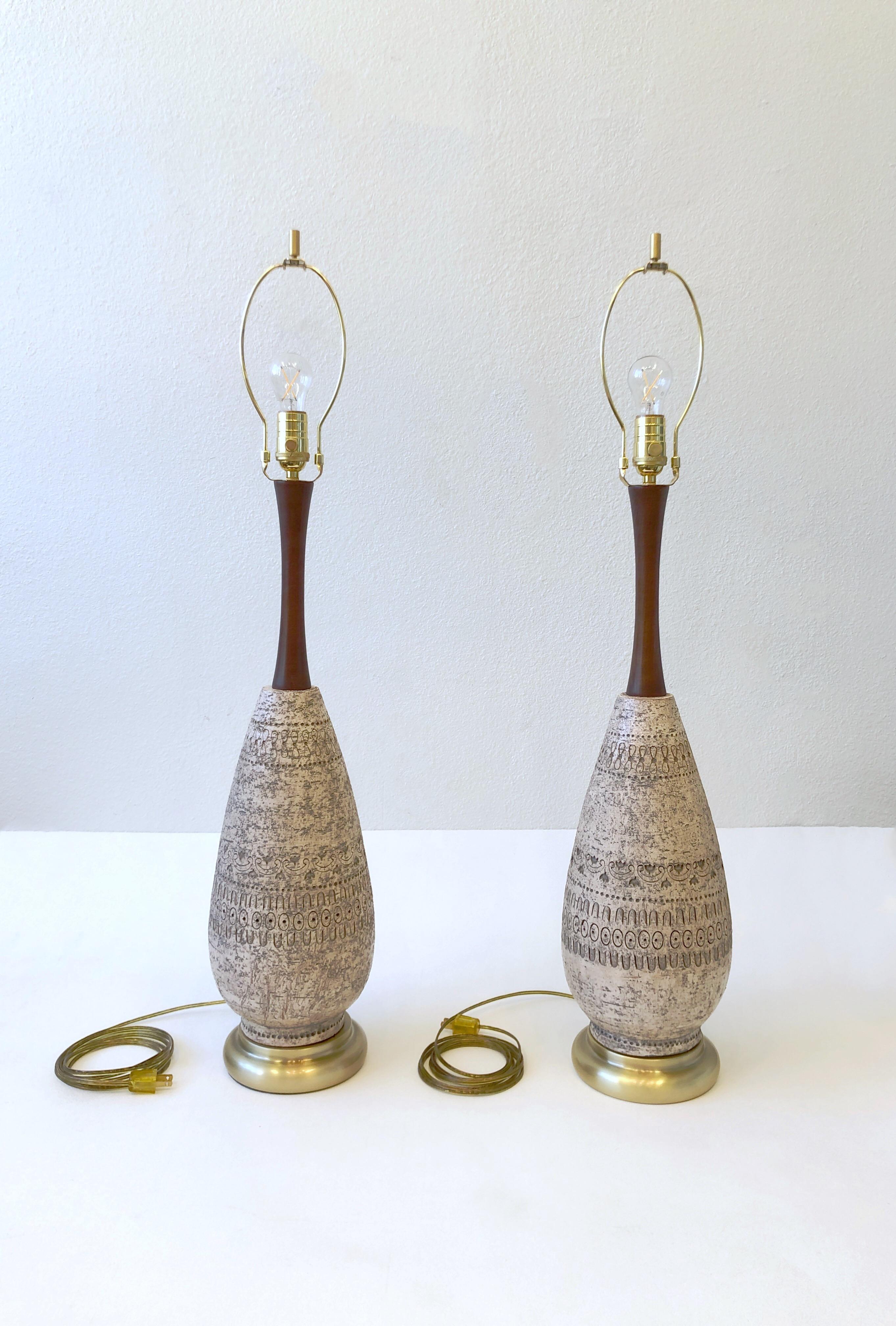 Glazed Italian Ceramic and Brass Pair of Table Lamps by Bitossi