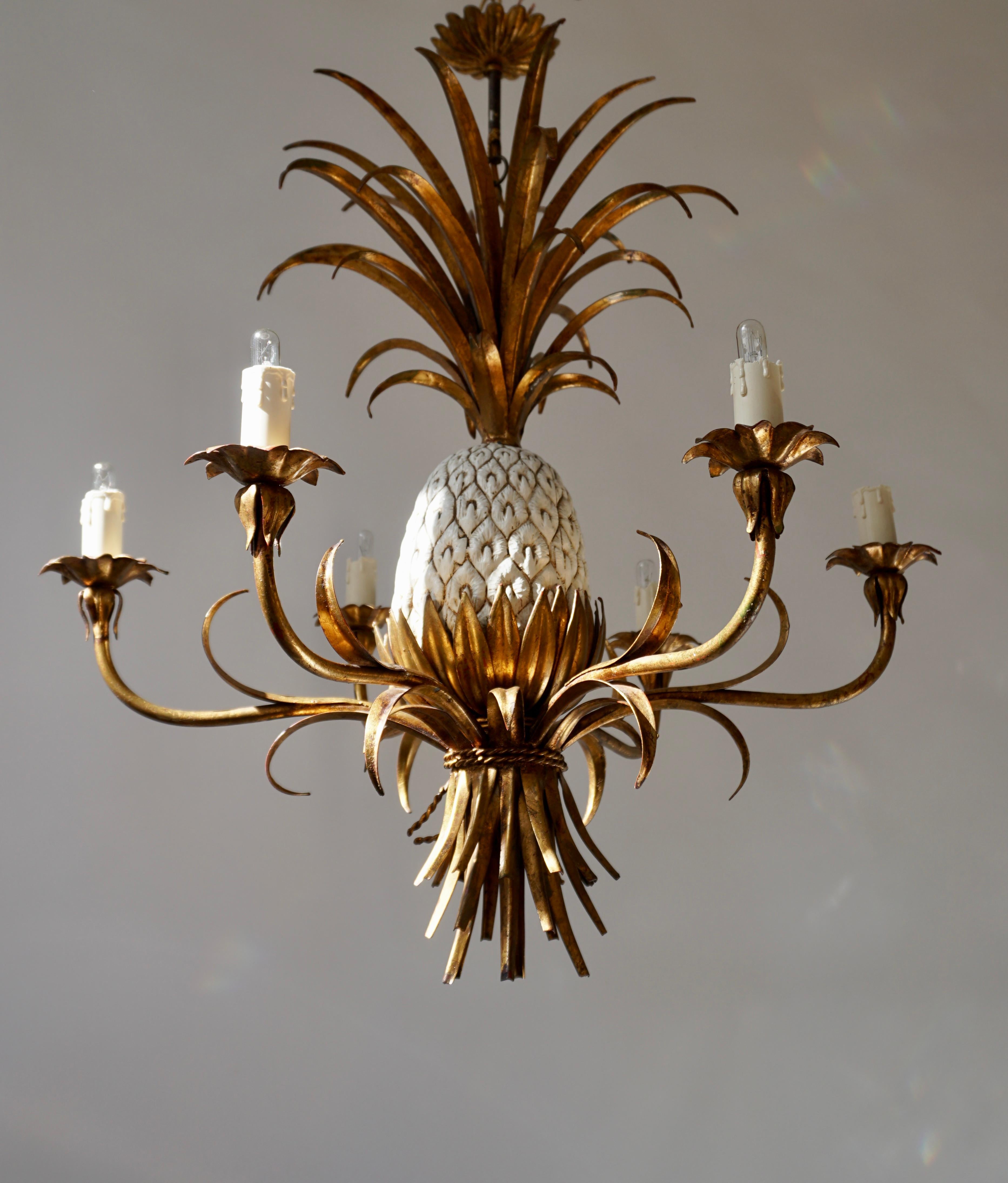 pineapple ceiling light