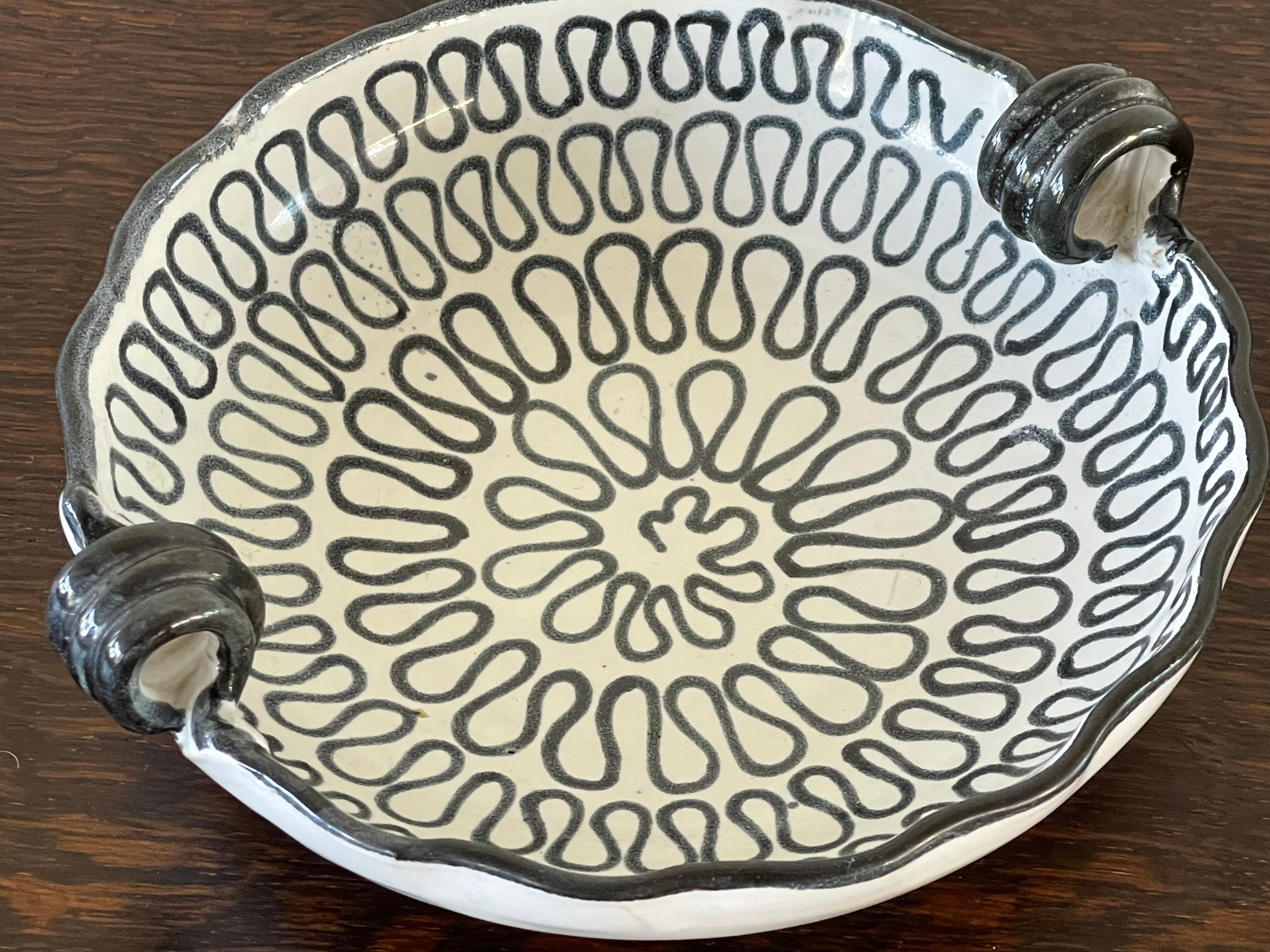 Italian Ceramic Bowl In Good Condition For Sale In Beverly Hills, CA