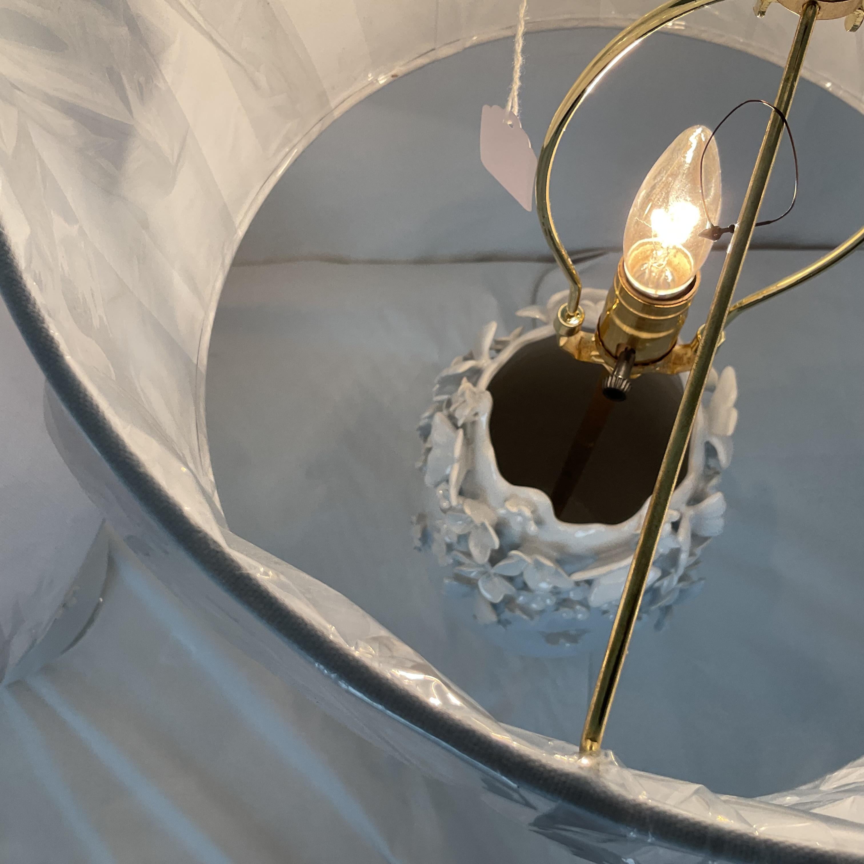 XXI secolo e contemporaneo Lampade a farfalla in ceramica italiana in vendita