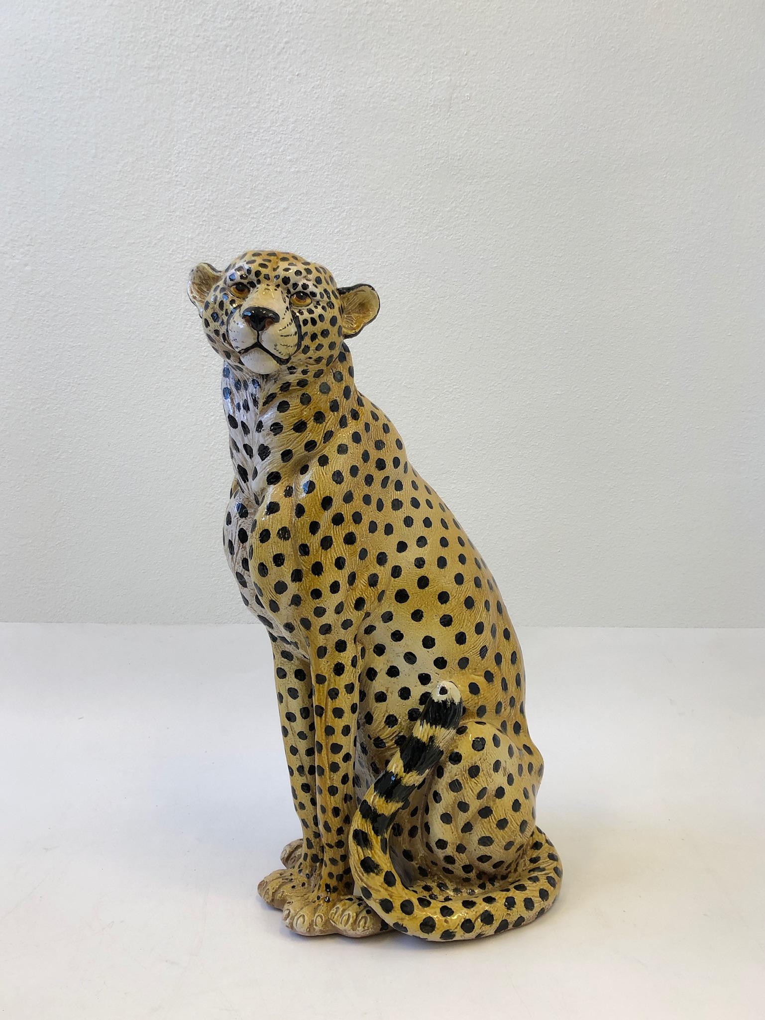 Italienische Gepard-Skulptur aus Keramik (Hollywood Regency)