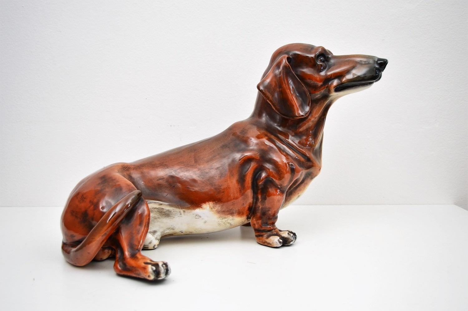 Italian Ceramic Dachshund Dog by Ugo Zaccagnini in Life-Size, 1960s In Good Condition In Morazzone, Varese