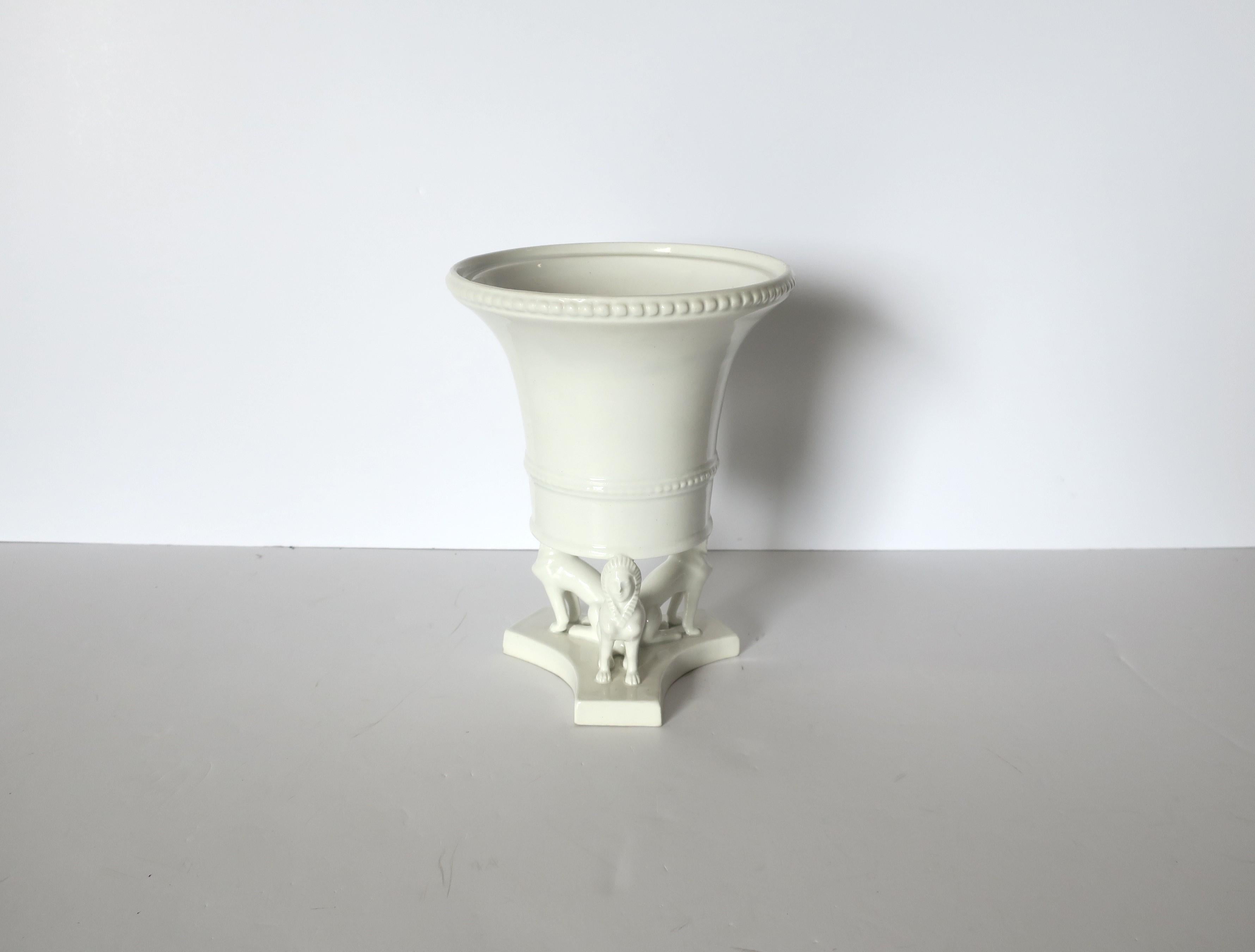 Italian Urn with Dogs Plant Flower Cachepot or Vase Egyptian Revival Style In Good Condition For Sale In New York, NY