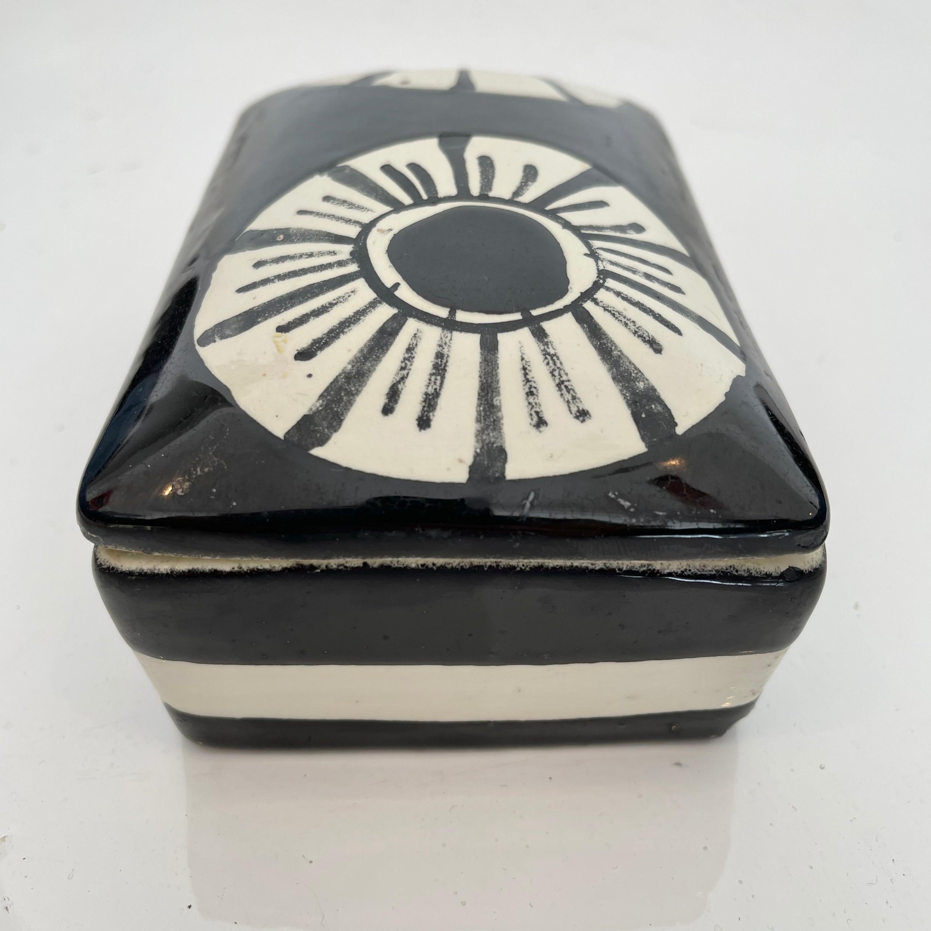 Late 20th Century Italian Ceramic Flower Box For Sale