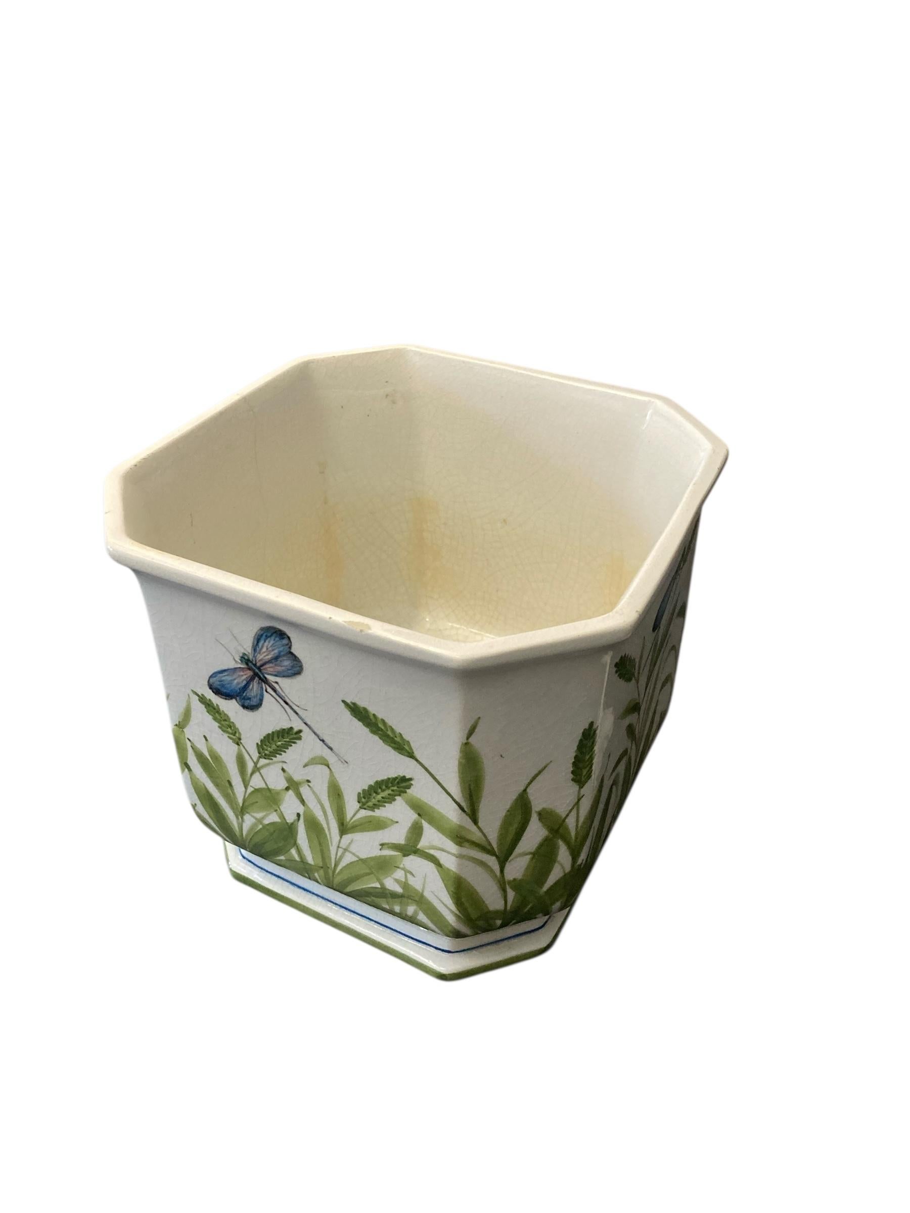20ième siècle Cache-pot en céramique italienne pour fleurs ou plantes avec design de libellule en vente