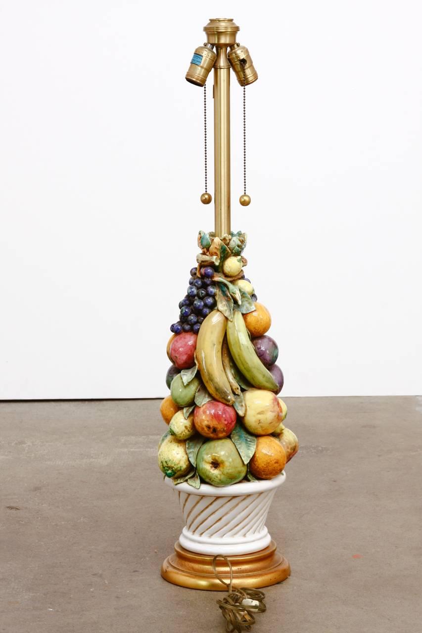 Hollywood Regency Lampe de table Topiaire de fruits en céramique italienne par Marbro