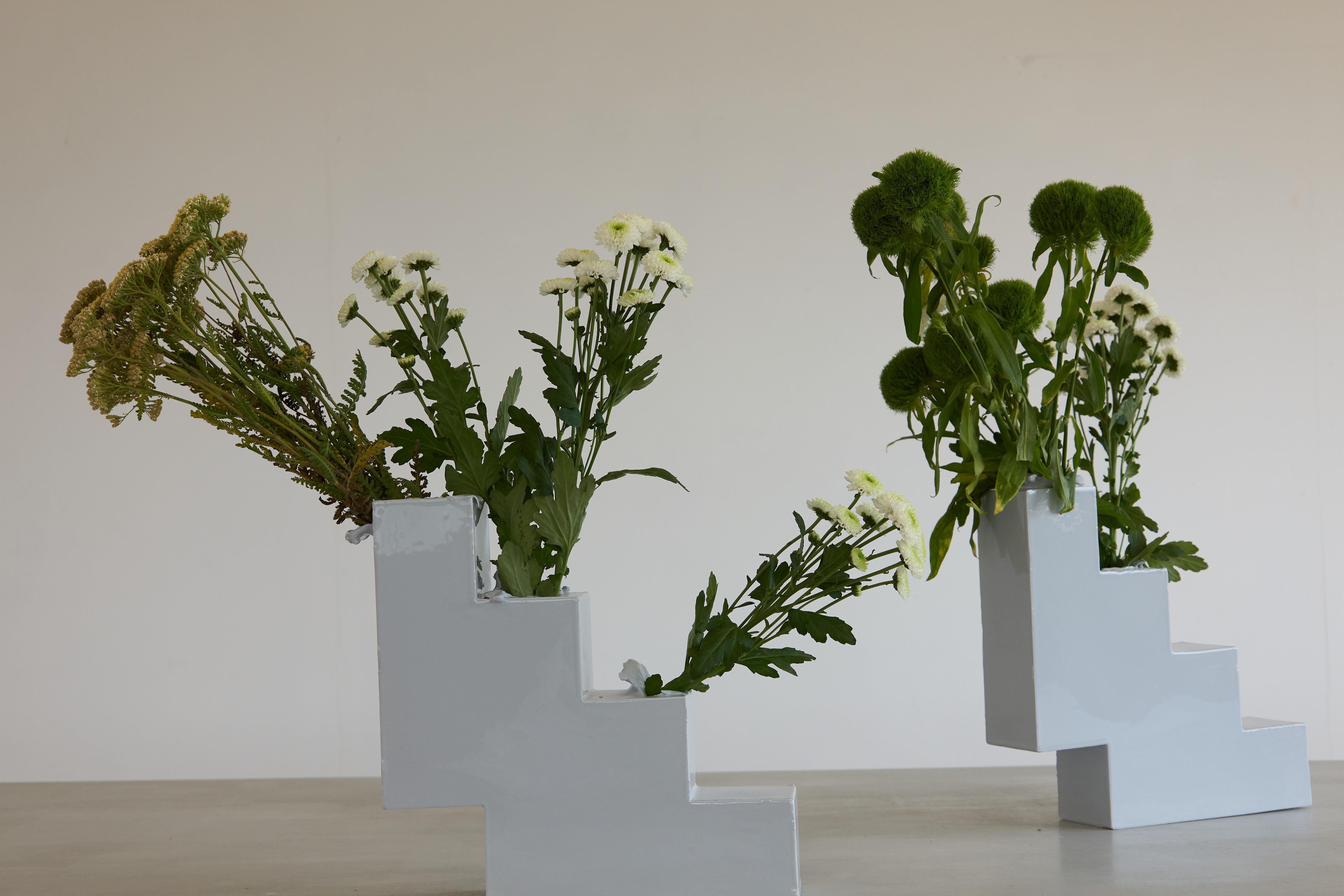 Vaso geometrico in ceramica italiana dell'artista Jenna Basso Pietrobon In condizioni Nuovo in vendita a New York, NY