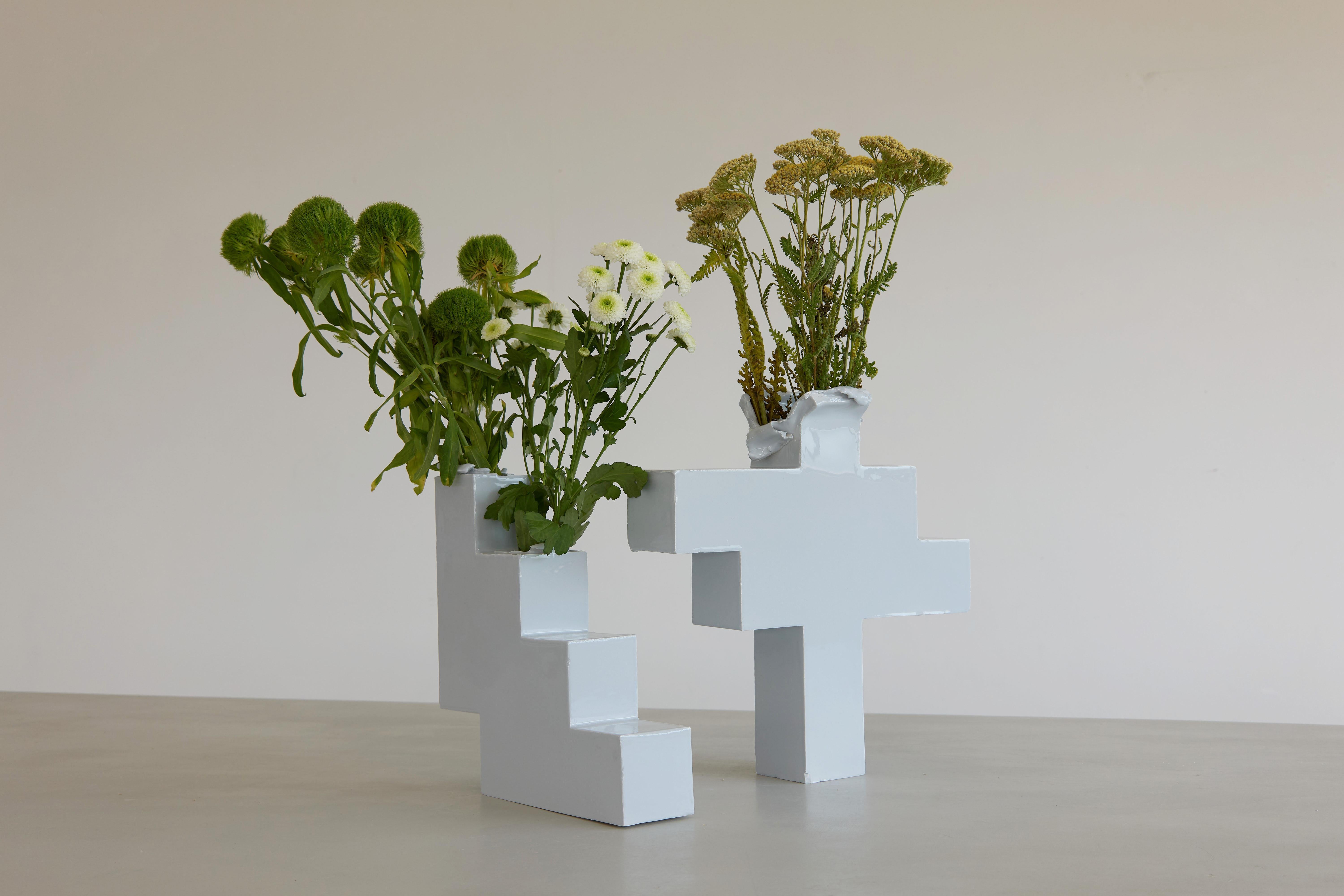 Geometrische Vase aus italienischer Keramik von der Künstlerin Jenna Basso Pietrobon im Angebot 2