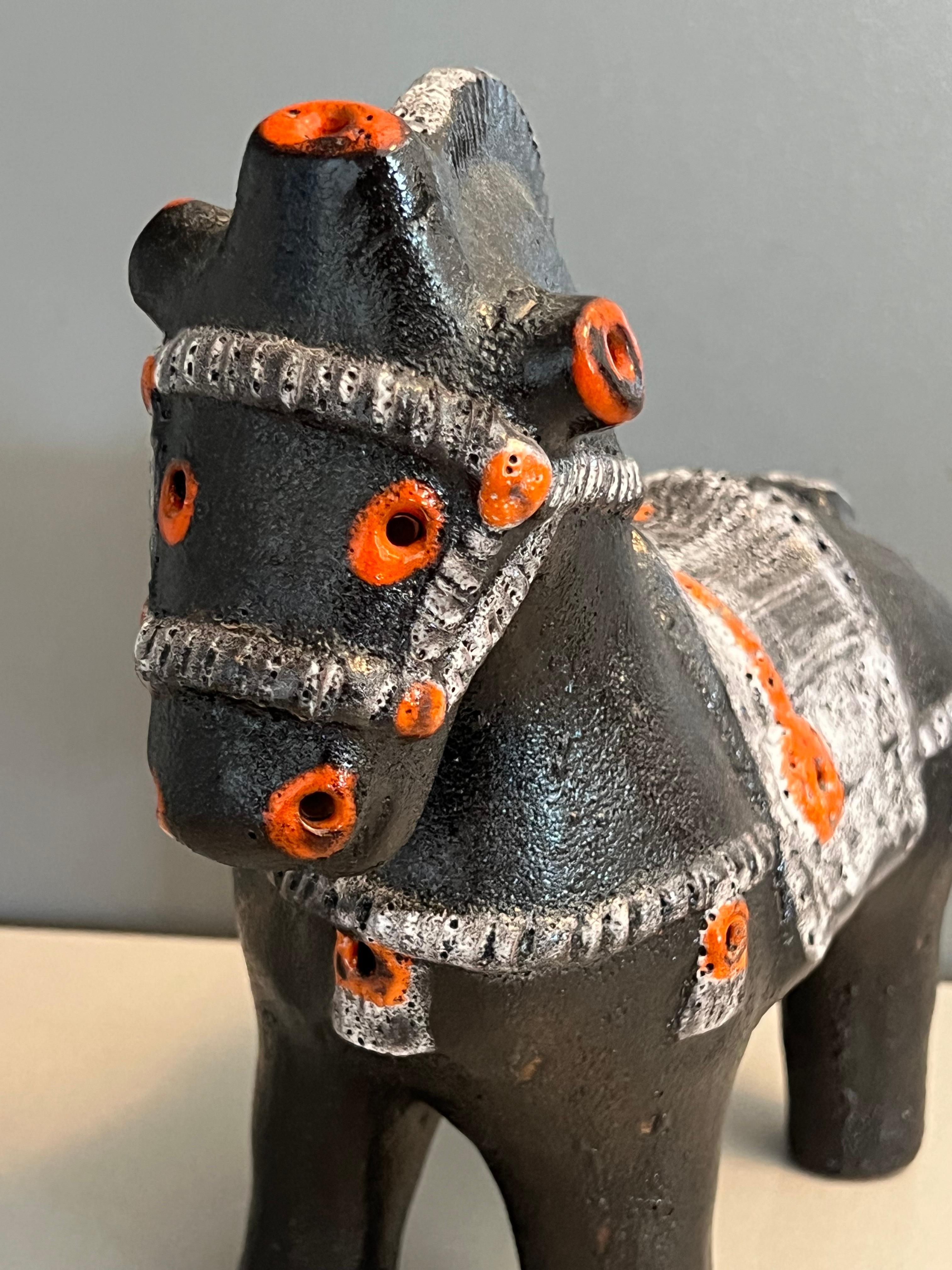Italiano. Scultura di cavallo in ceramica di Aldo Londi per Bitossi In condizioni ottime in vendita a Palm Springs, CA