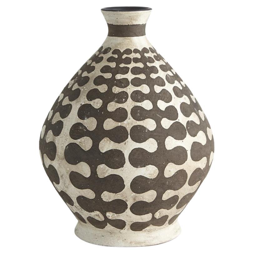 Organic Modern Italian Ceramic Interlock Vase For Sale