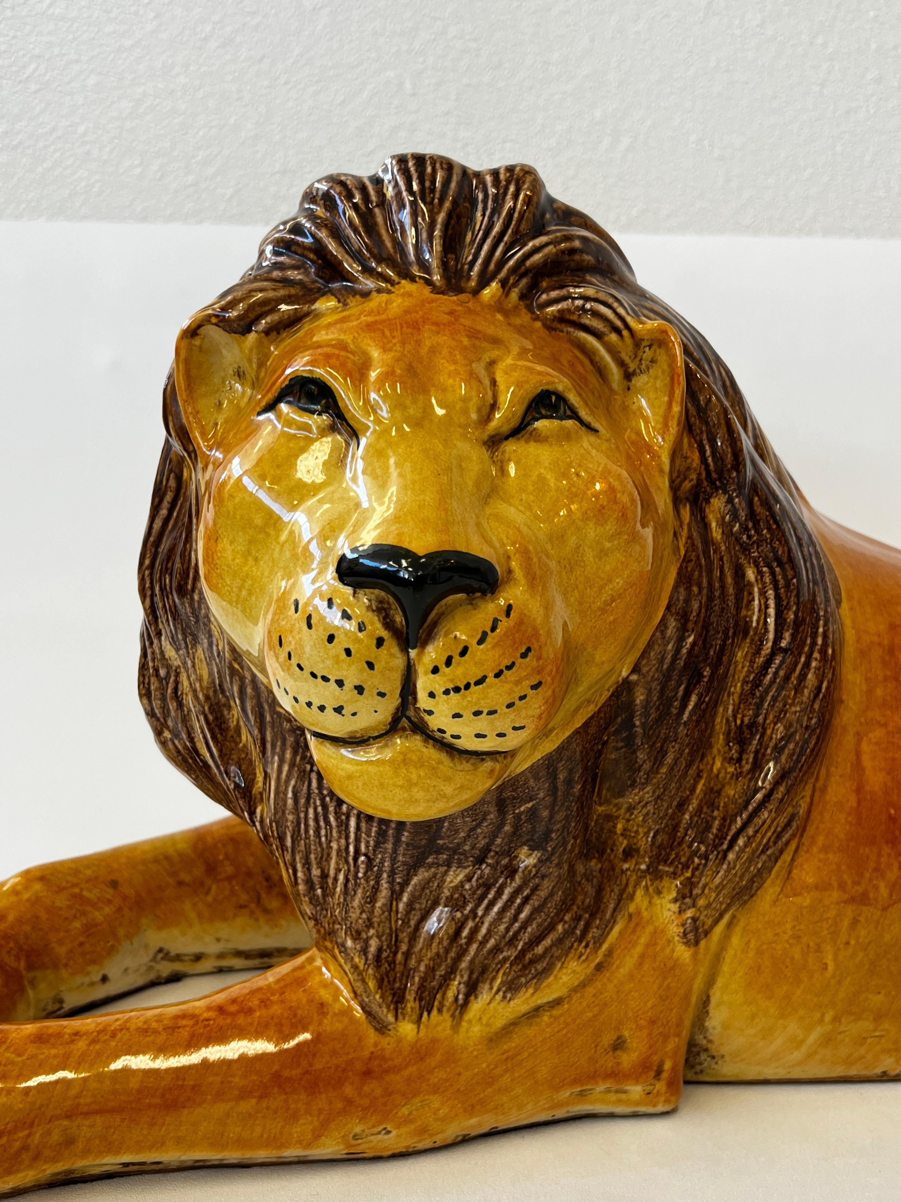 Italienische Löwenskulptur aus Keramik im Angebot 2