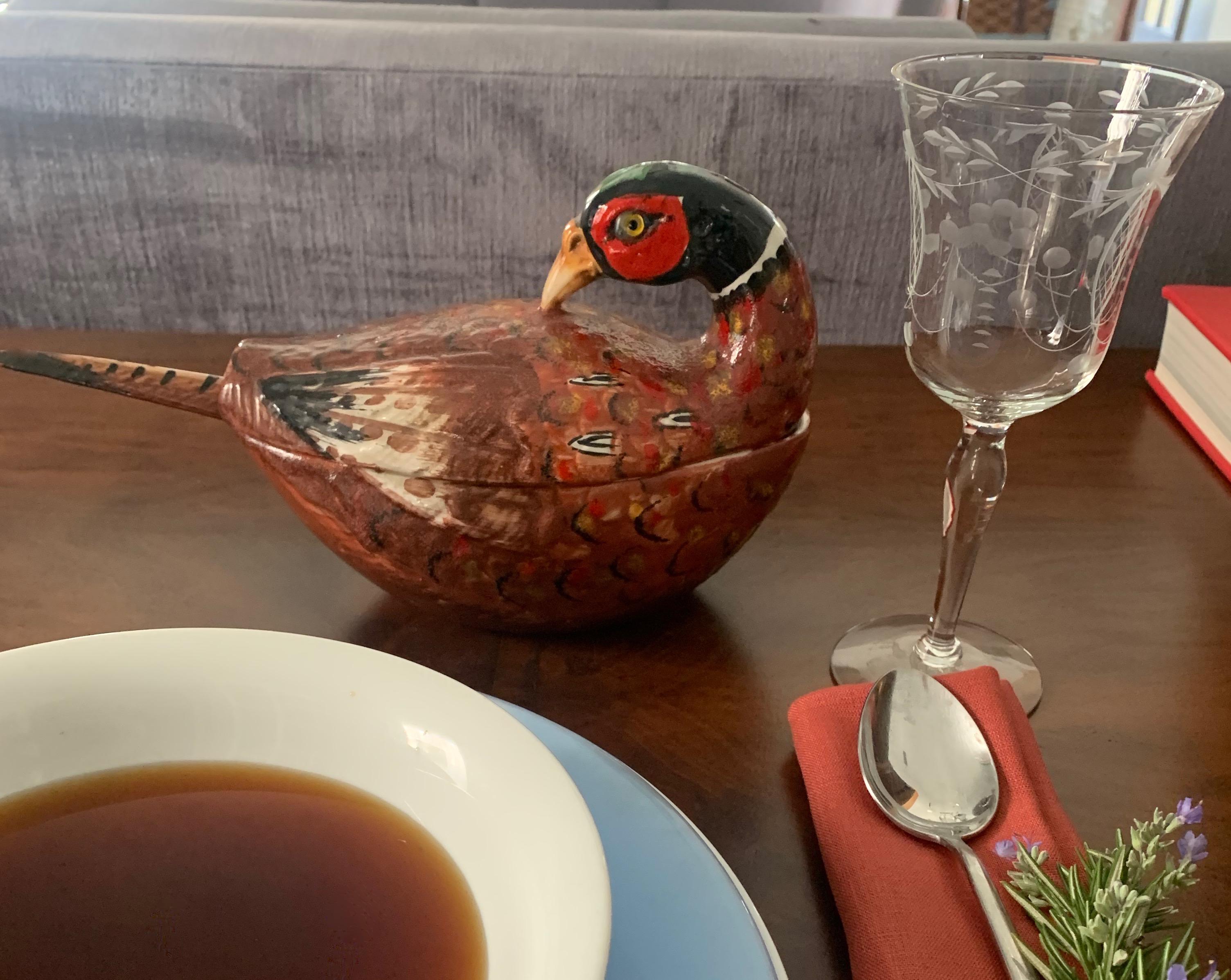 Italian Oggetti Porcelain Pheasant Soup Tureen with Ladle In Good Condition For Sale In Los Angeles, CA