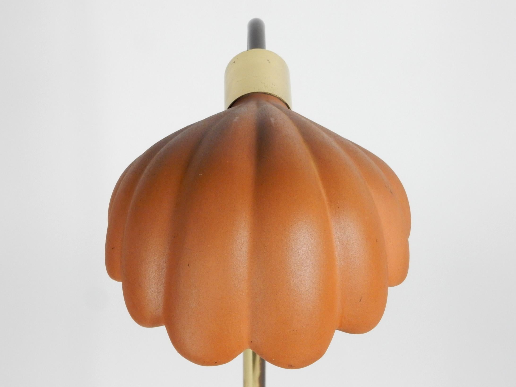 floor lamp with scalloped shade