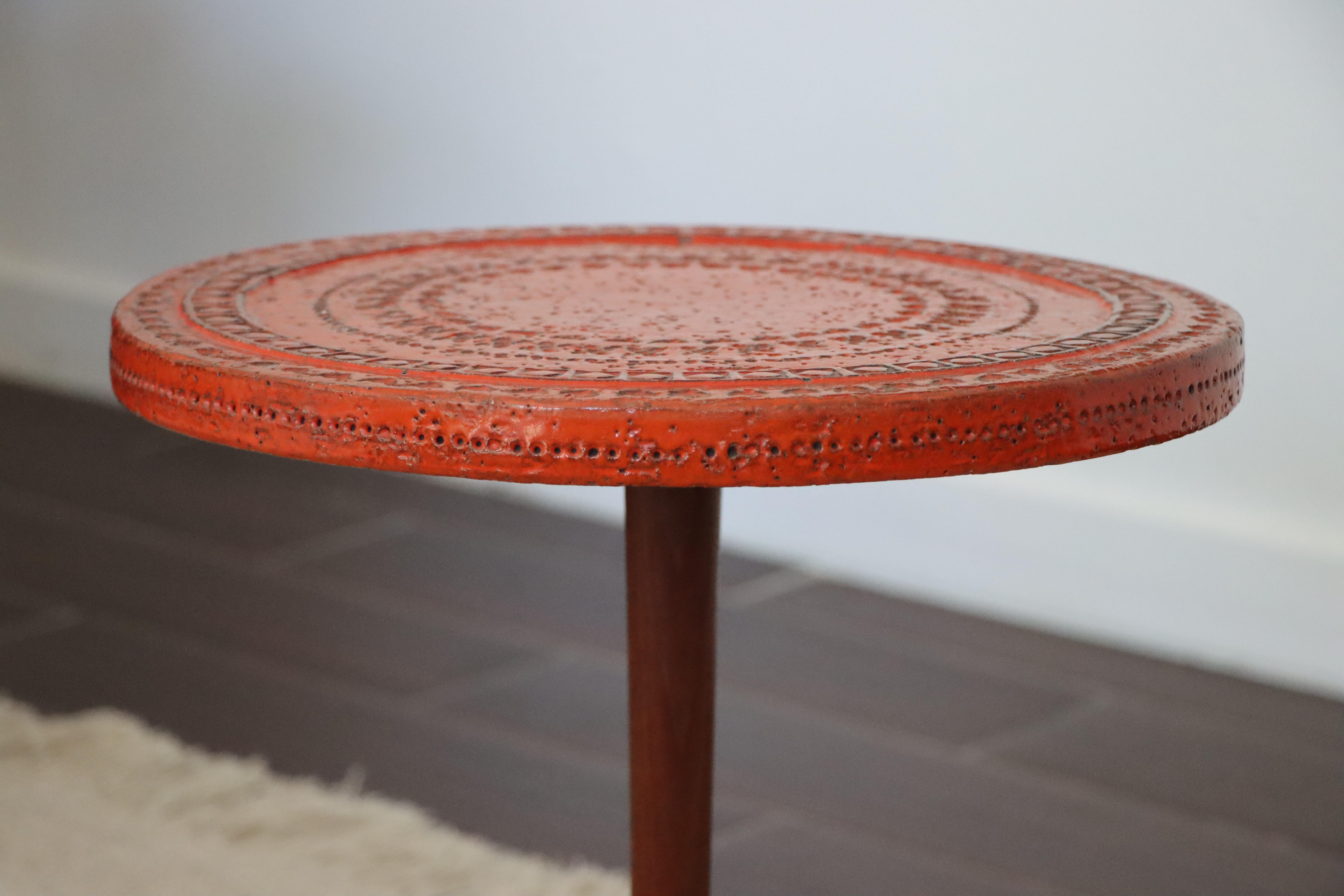 Italian Ceramic Table by Aldo Londi for Bitossi In Good Condition In Round Rock, TX