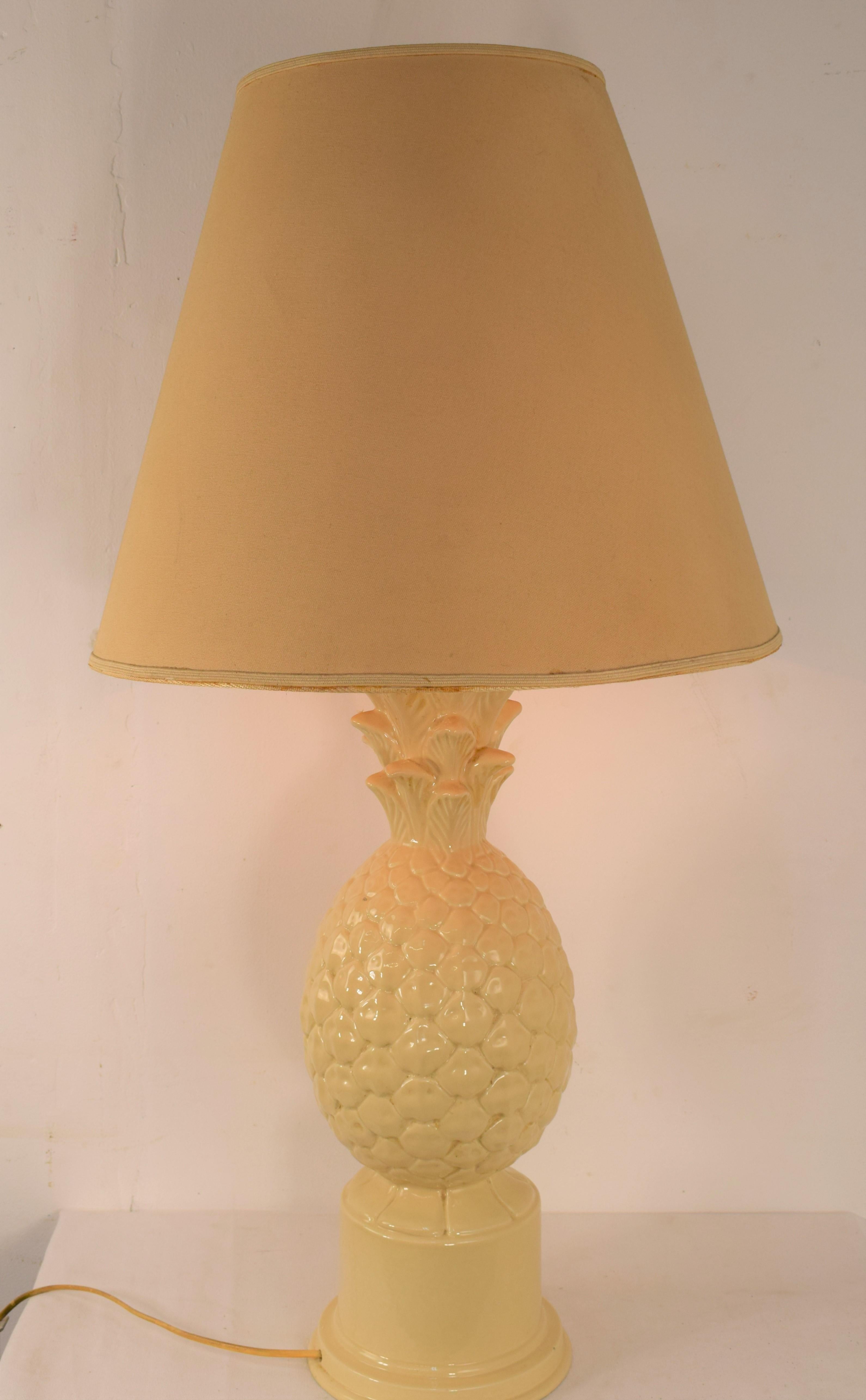 Italienische Keramik-Tischlampe, 1960er-Jahre im Angebot 3