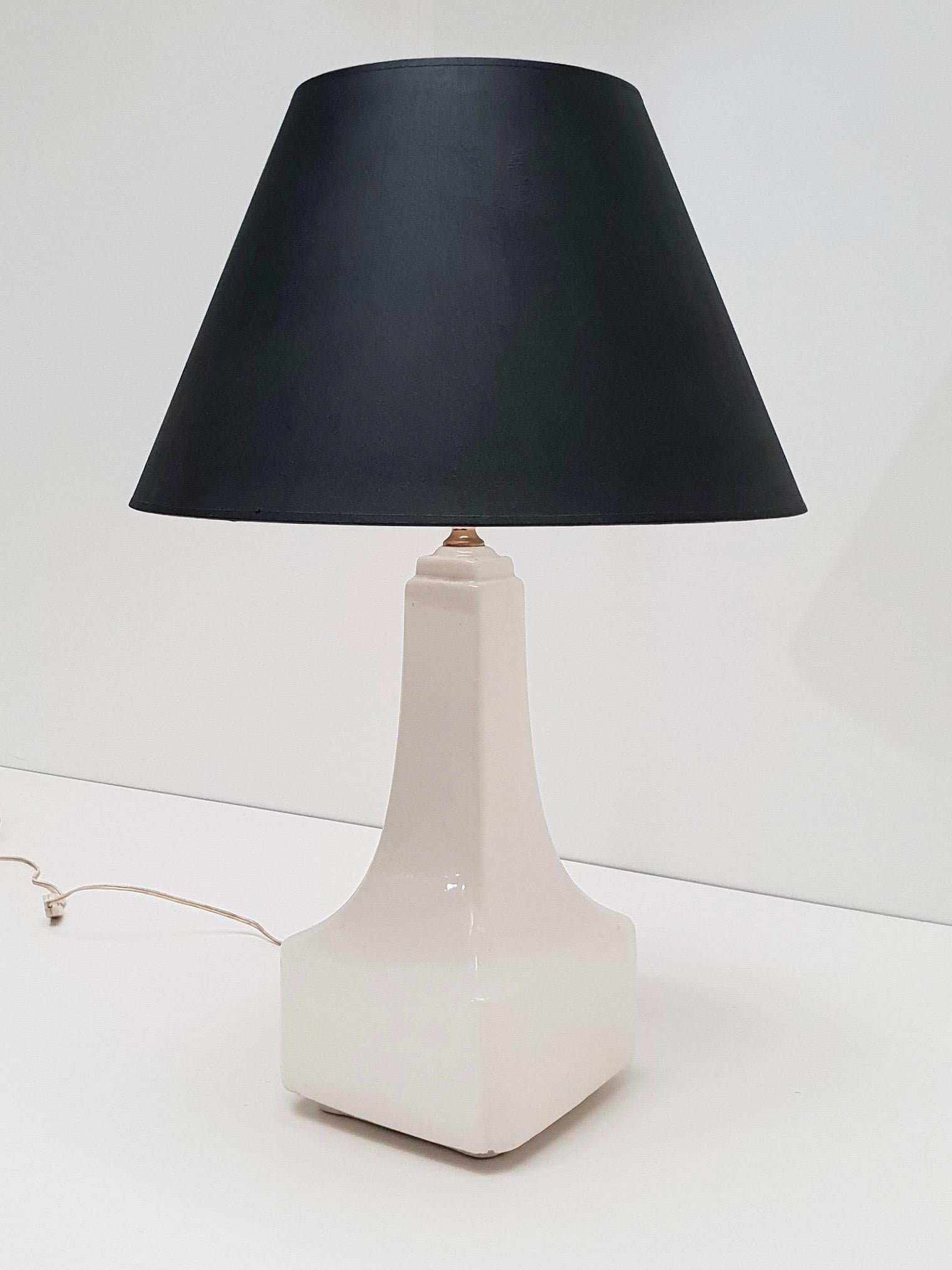 Mid-Century Modern Italian Ceramic Table Lamp, circa 1960