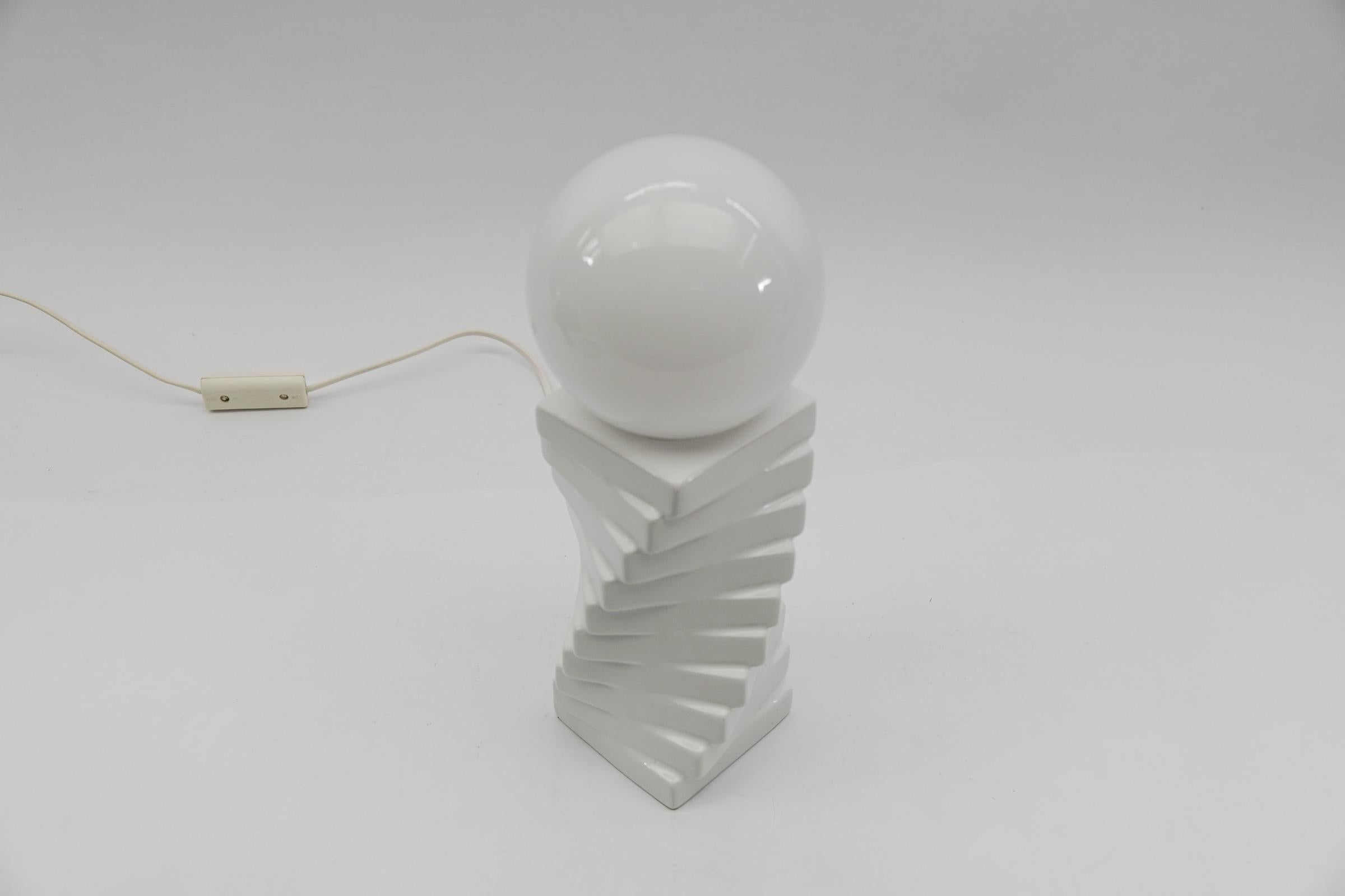Italian Ceramic Table Lamp with a Milk Glass Ball Shade, 1960s For Sale 2