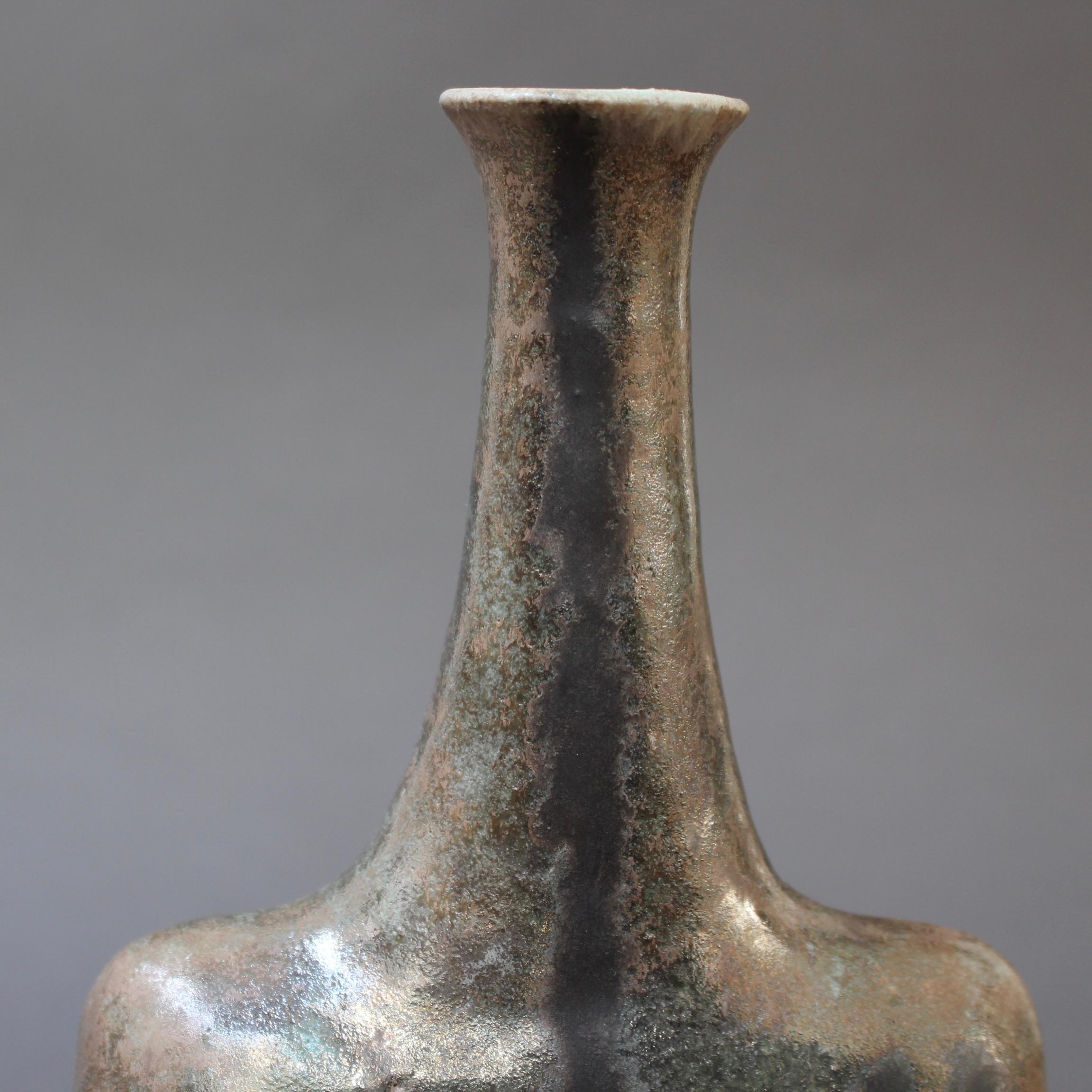 Vase en céramique italien de Bruno Gambone 'circa 1980' en vente 9