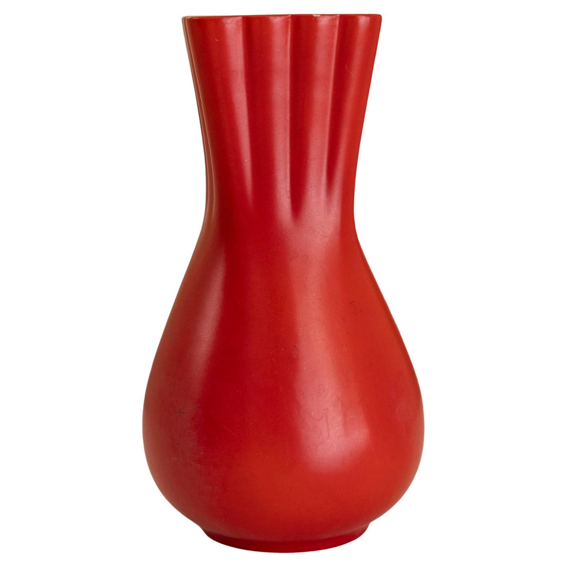 Italian ceramic vase by Giovanni Gariboldi for Richard Ginori, Italy, 1940s im Angebot