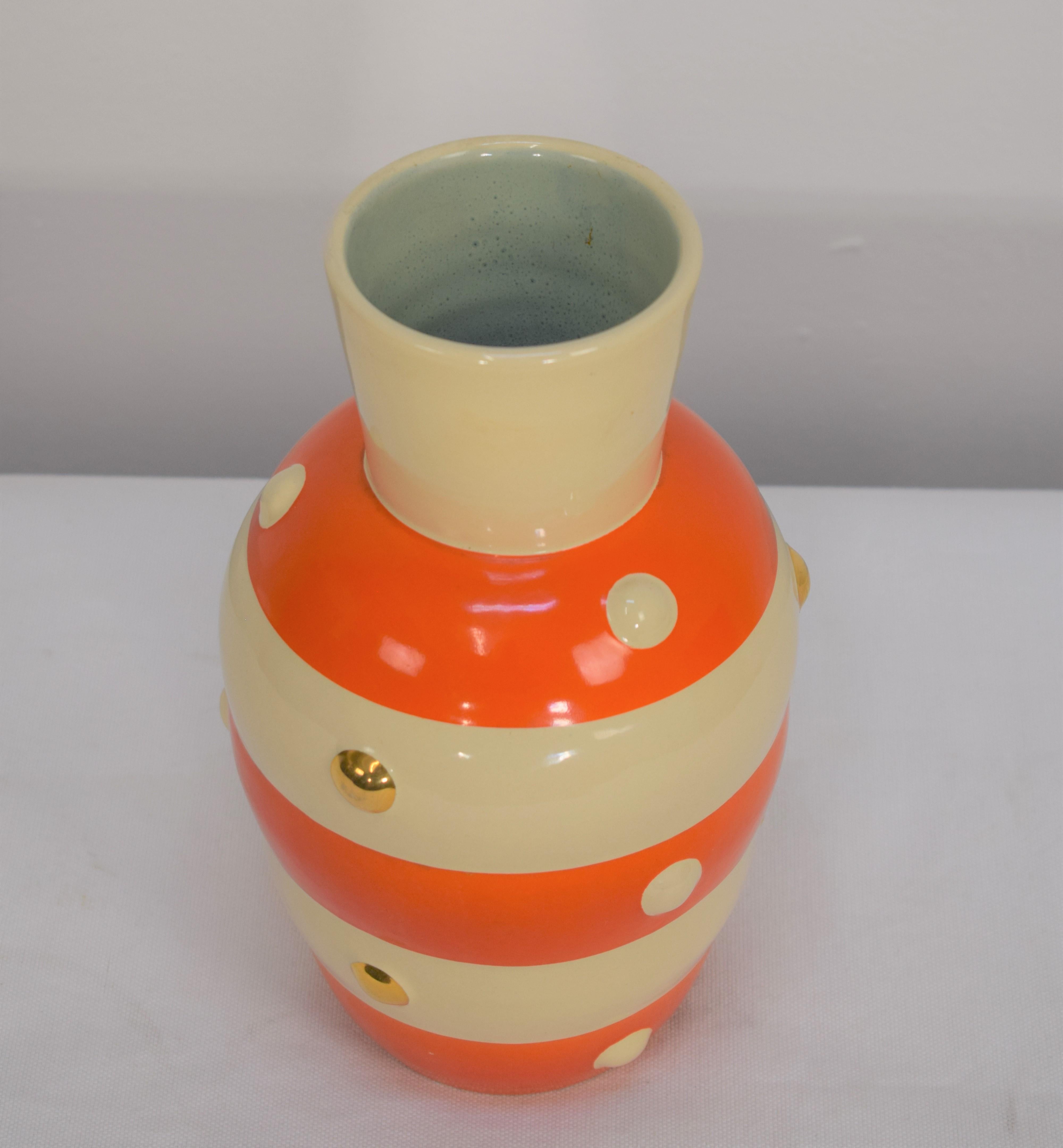 Italian ceramic vase by Rometti Umbertide, 1940s.

Dimensions: H= 27 cm; D= 15 cm.