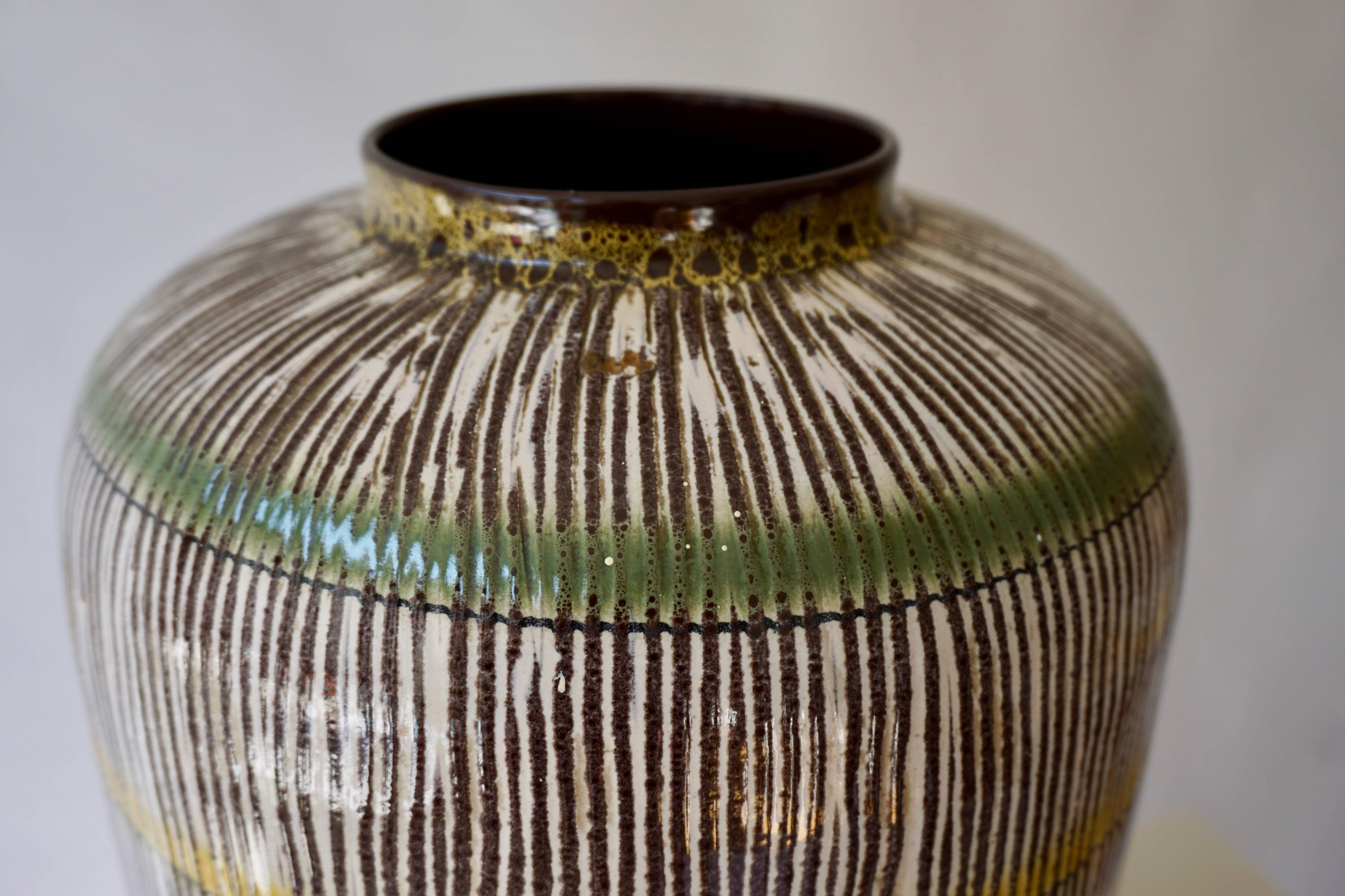Italian Ceramic Vase or Urn For Sale 6