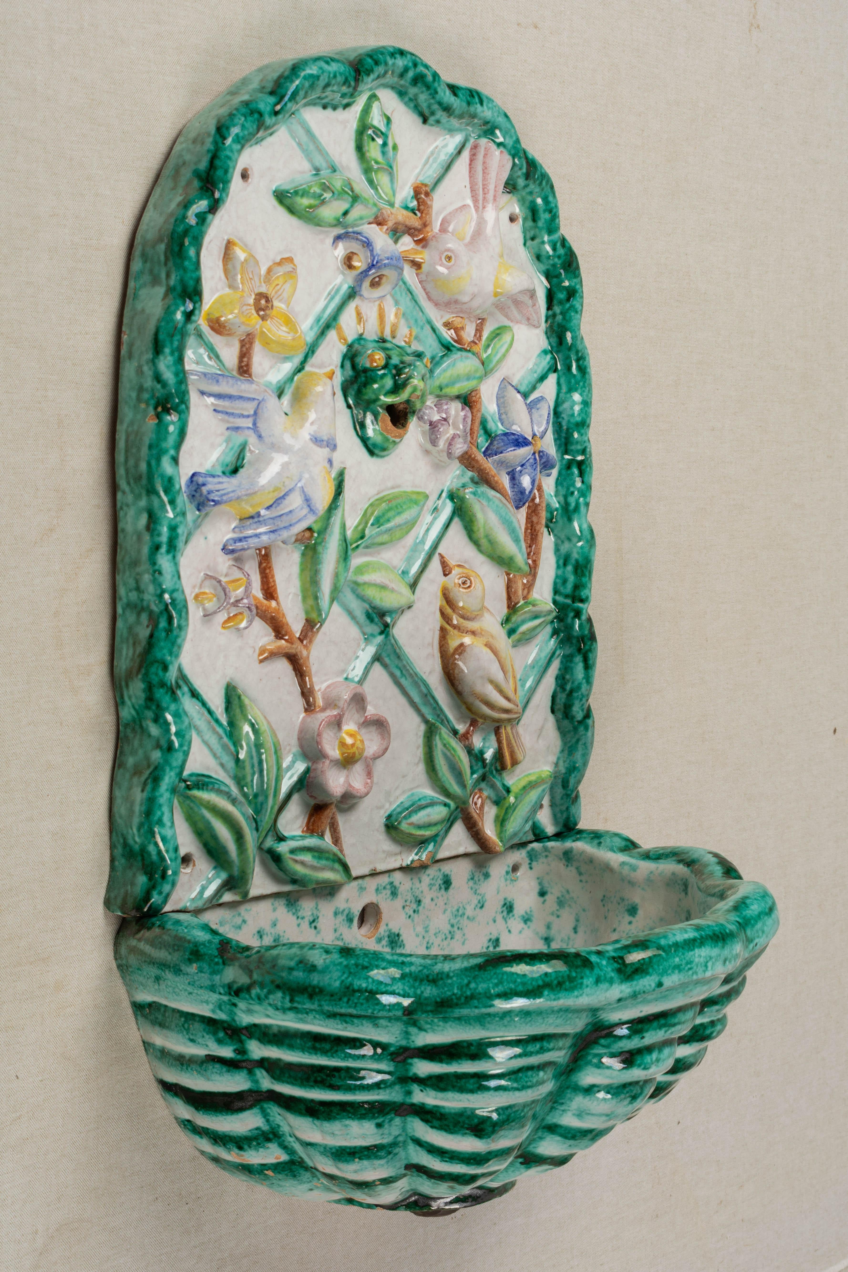 Italienische Keramik Wandbrunnen Garten Ornament (Moderne der Mitte des Jahrhunderts) im Angebot