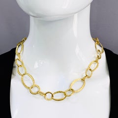 Italian Chain Necklace with Oversized and Textured Links in 18 Karat Yellow Gold