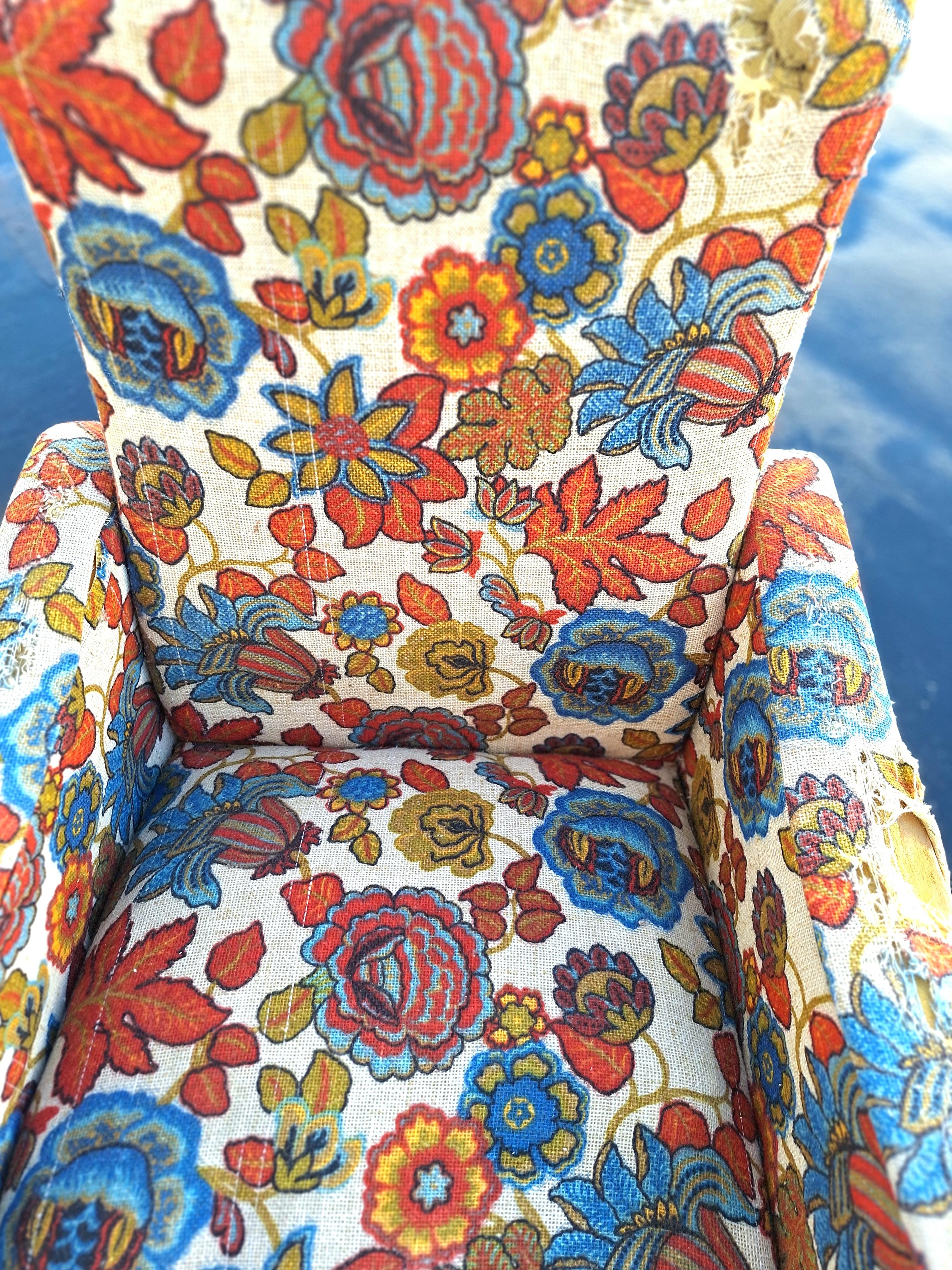 Upholstery Italian Chair in Style of Marco Zanussi For Sale