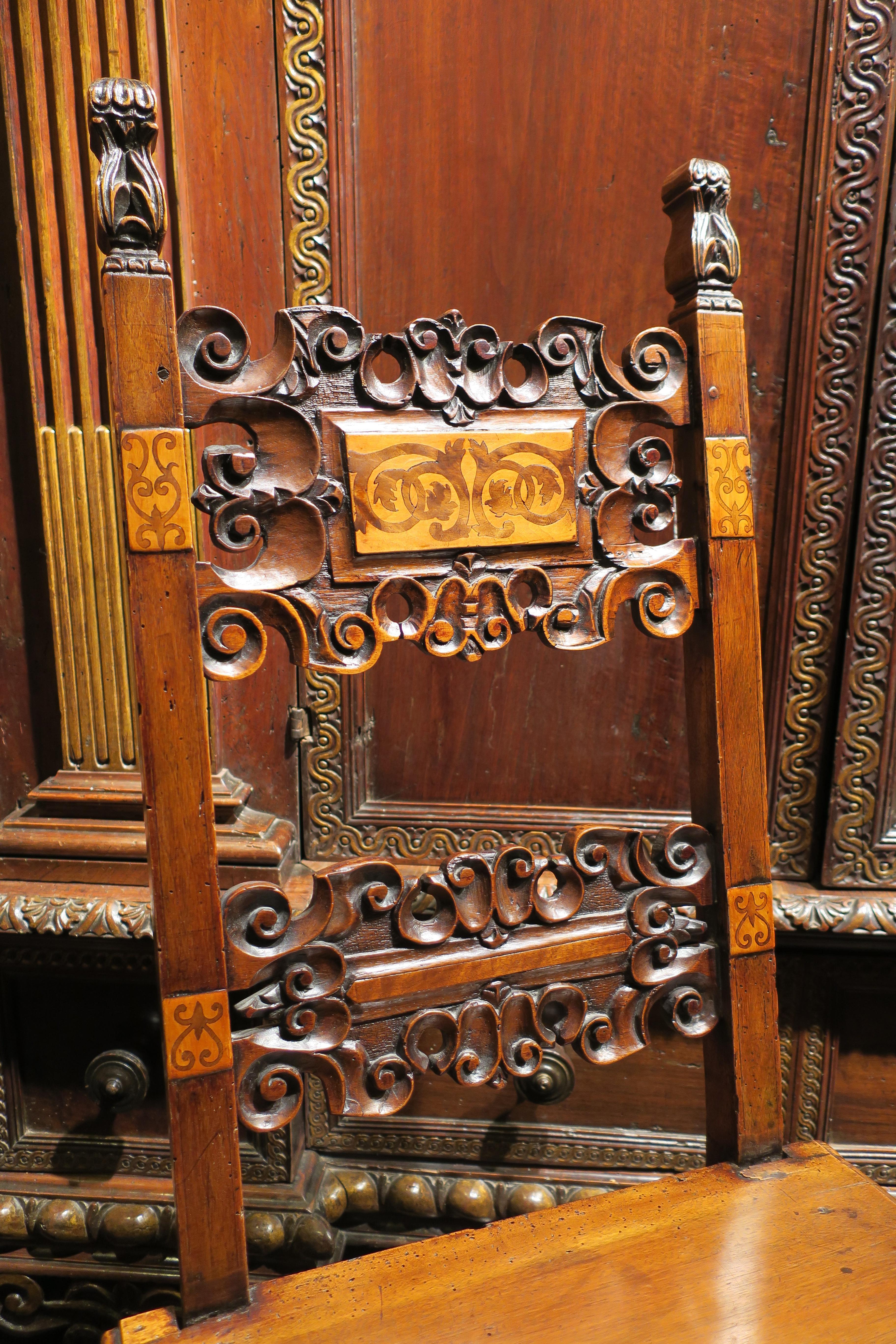 Italian Chair of the Renaissance Period In Good Condition For Sale In Paris, FR