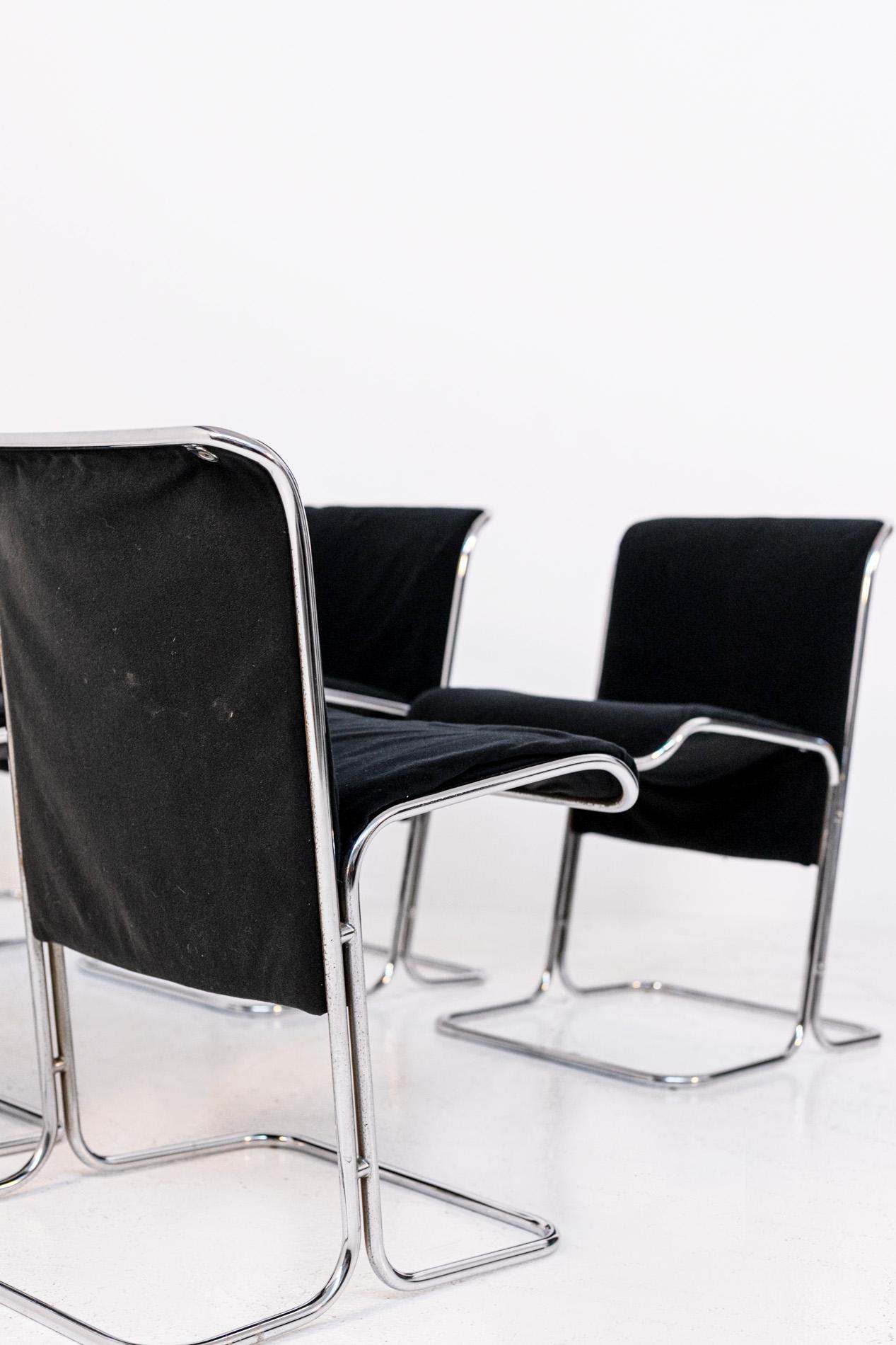 Italian Chairs by Antonio Ari Colombo for Arflex Mod. Calla in Black Velvet 2