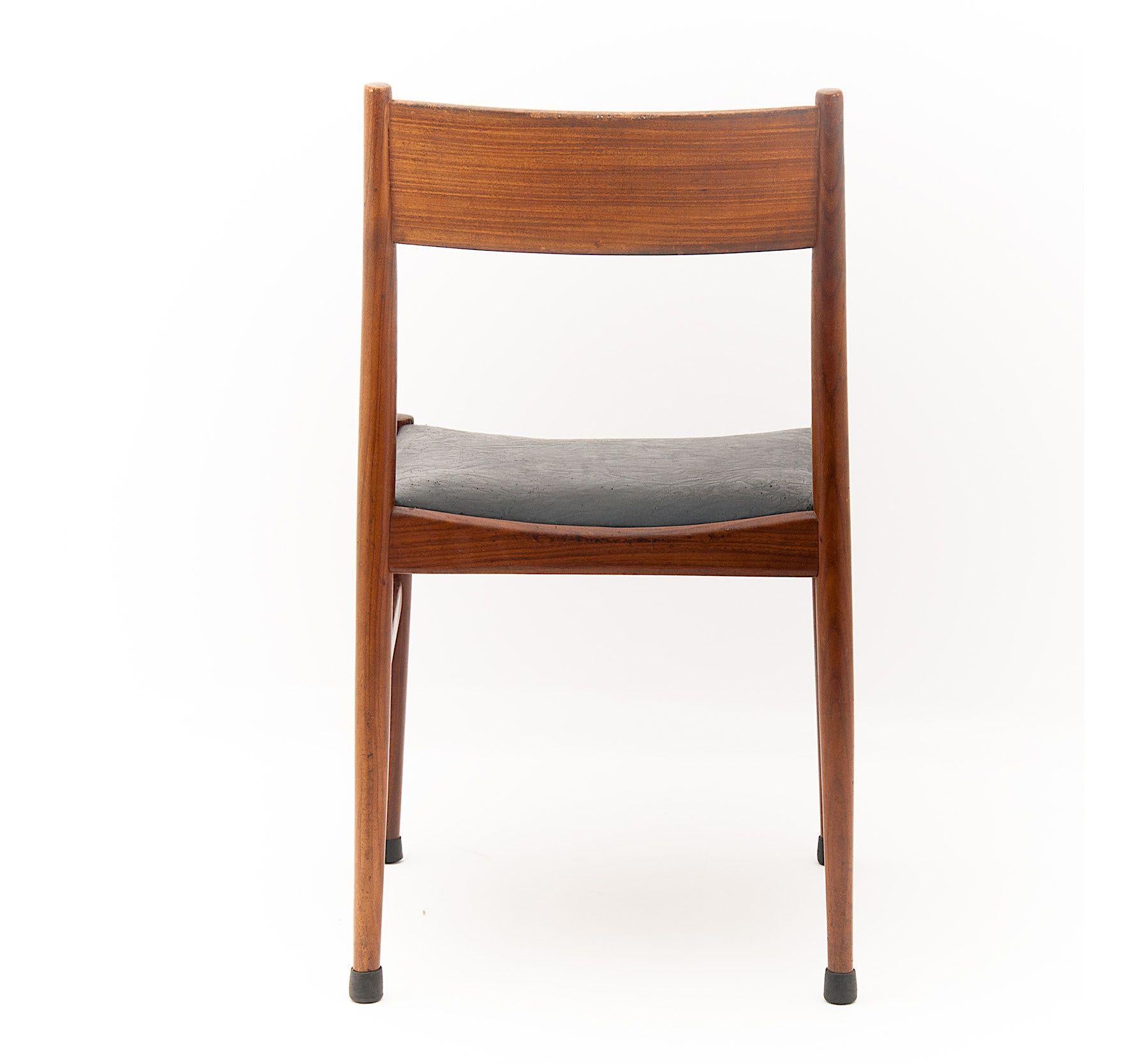 Scandinavian Modern Italian Chairs by Consorzio Sedie Friuli