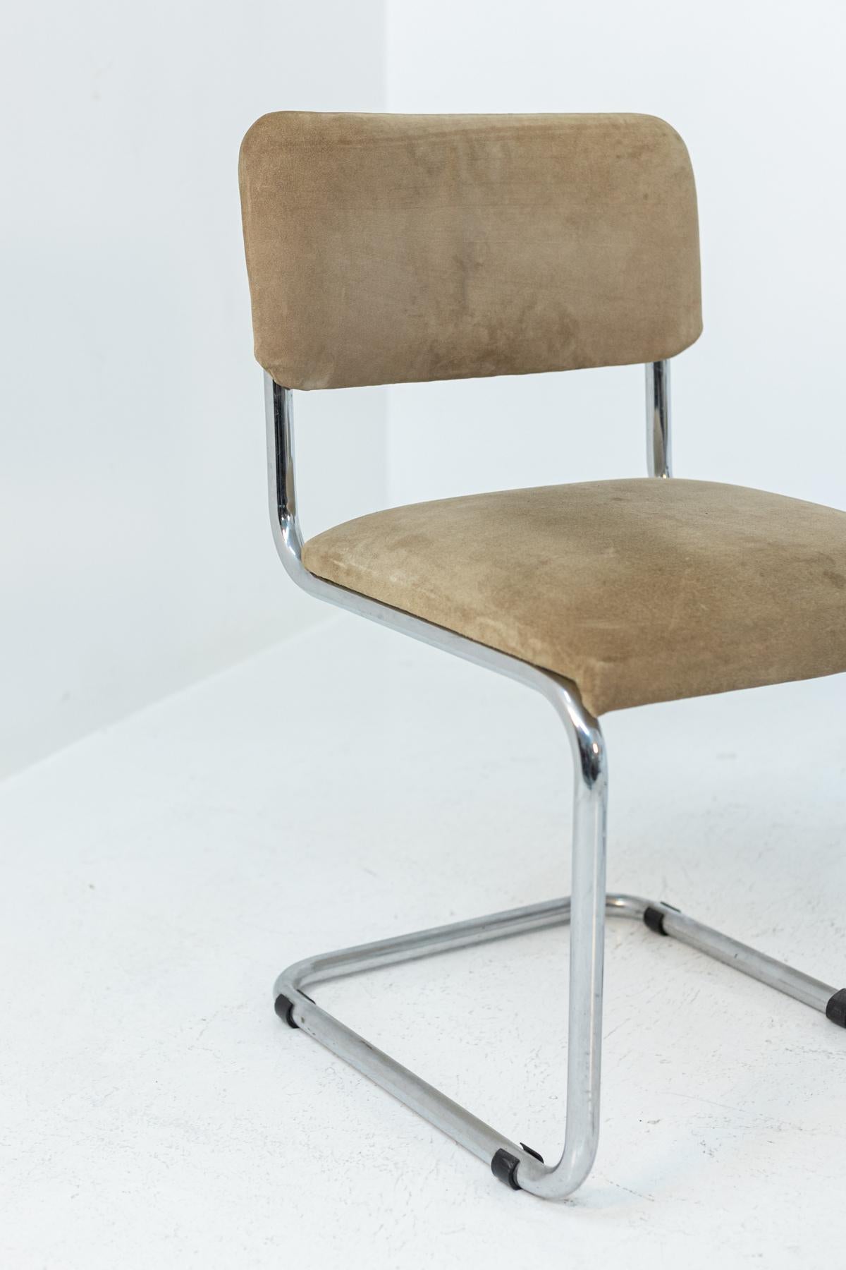 Italian Chairs in Steel and Velvet Beige, Set of Four In Good Condition In Milano, IT