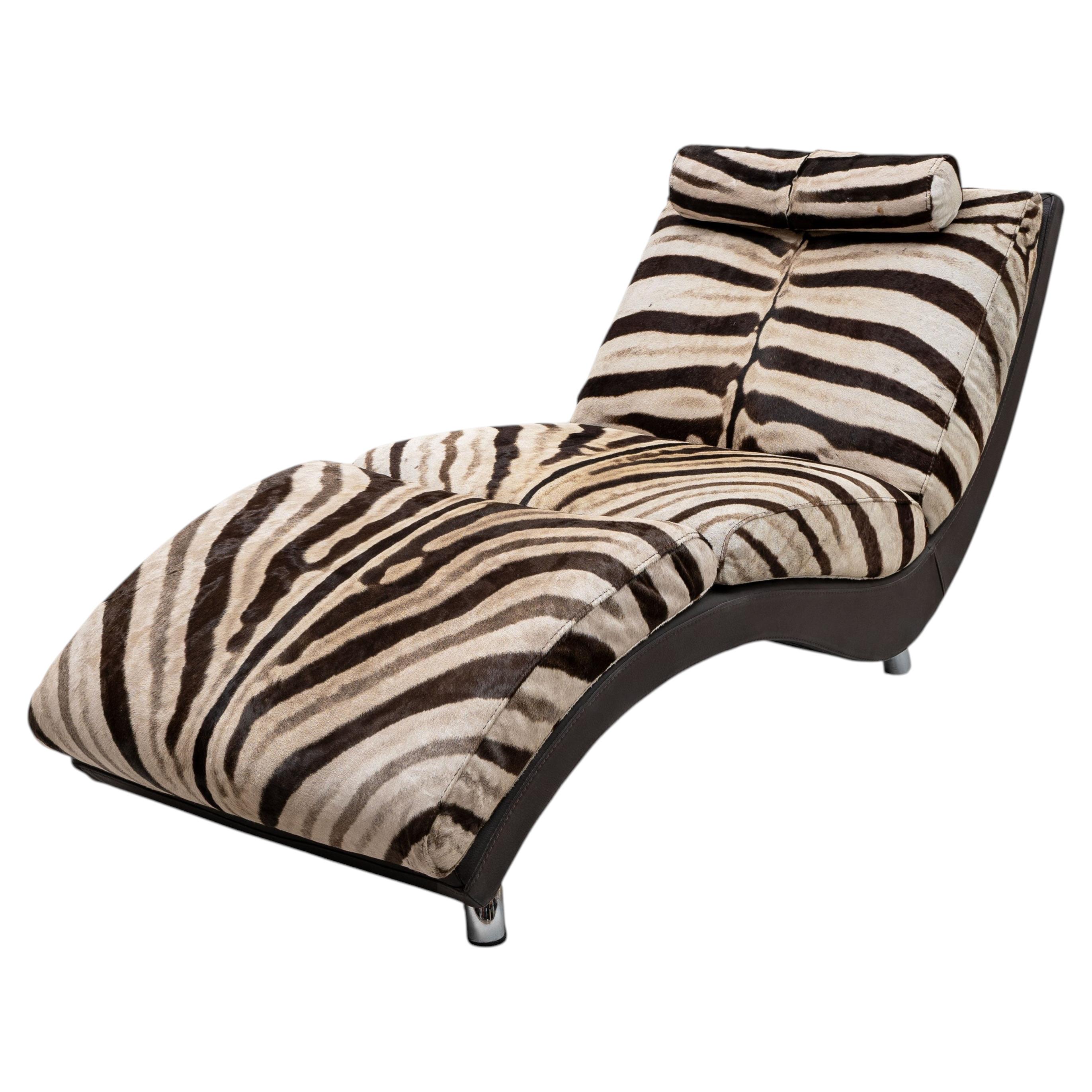 Italian Chaise Longue Cowhide with Zebra Pattern, 1980s For Sale