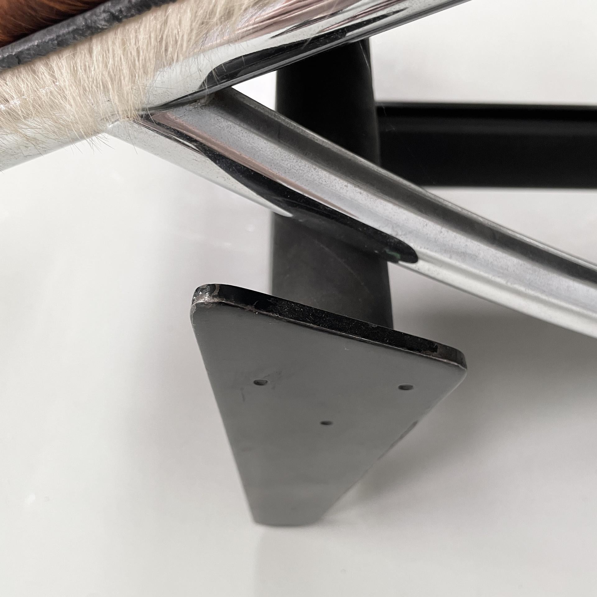 Chaise longue italiana LC4 di Le Corbusier, Jeanneret Perriand Cassina, anni '70 in vendita 10