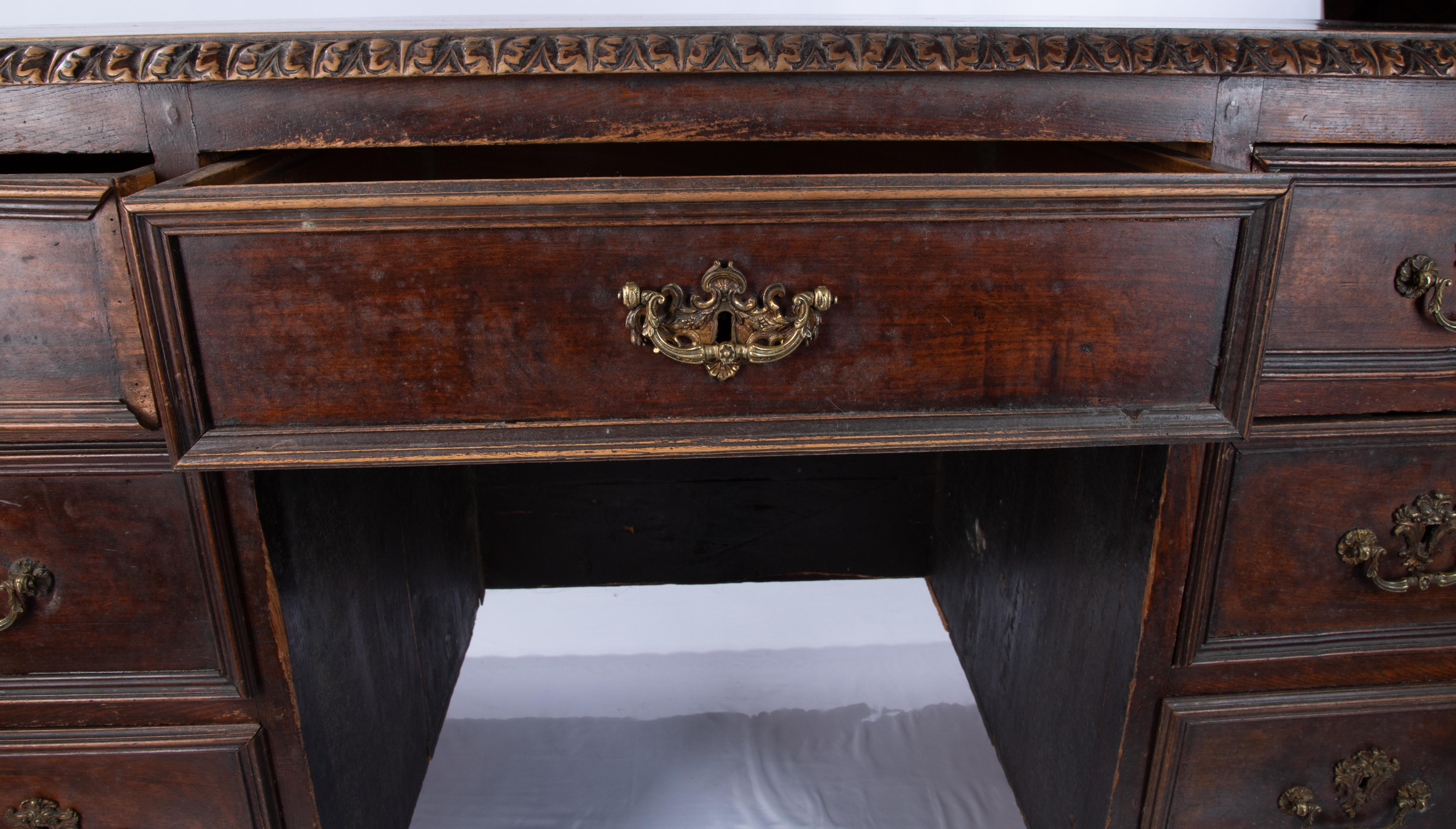 Italian Chamber Desk, 19th Century For Sale 6