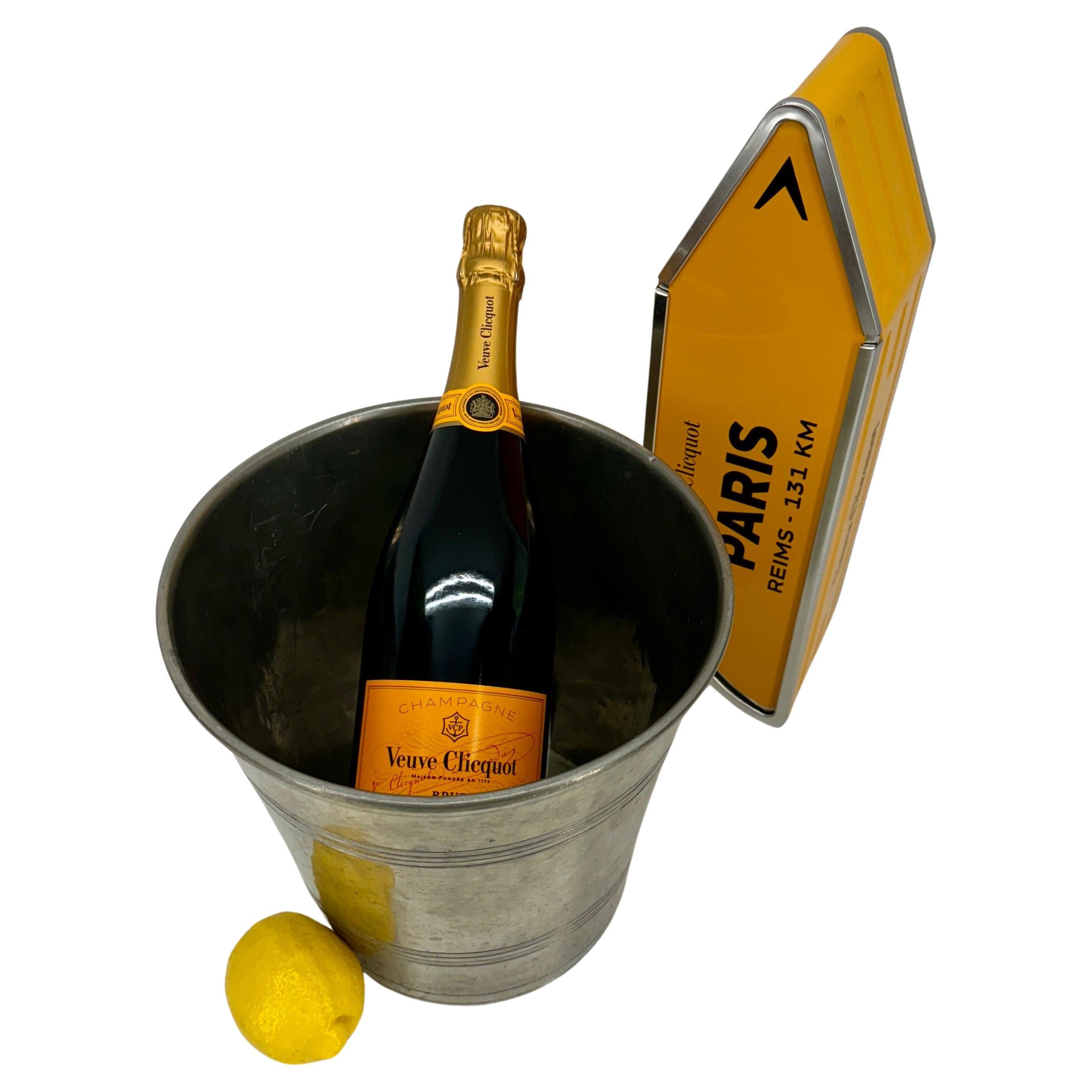 XXIe siècle et contemporain Seau à glace à vin et champagne italien en étain assorti  en vente