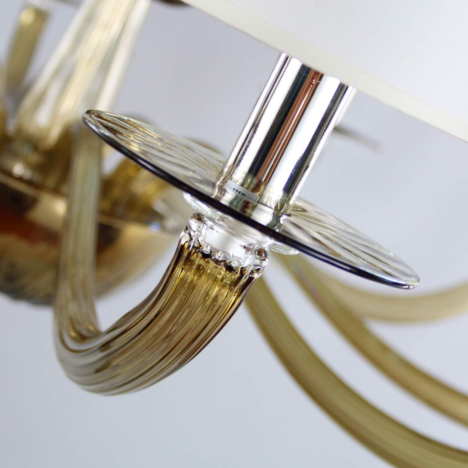 Italiano Lampadario italiano a 15 luci in vetro di Murano noce di Multiforme in vendita