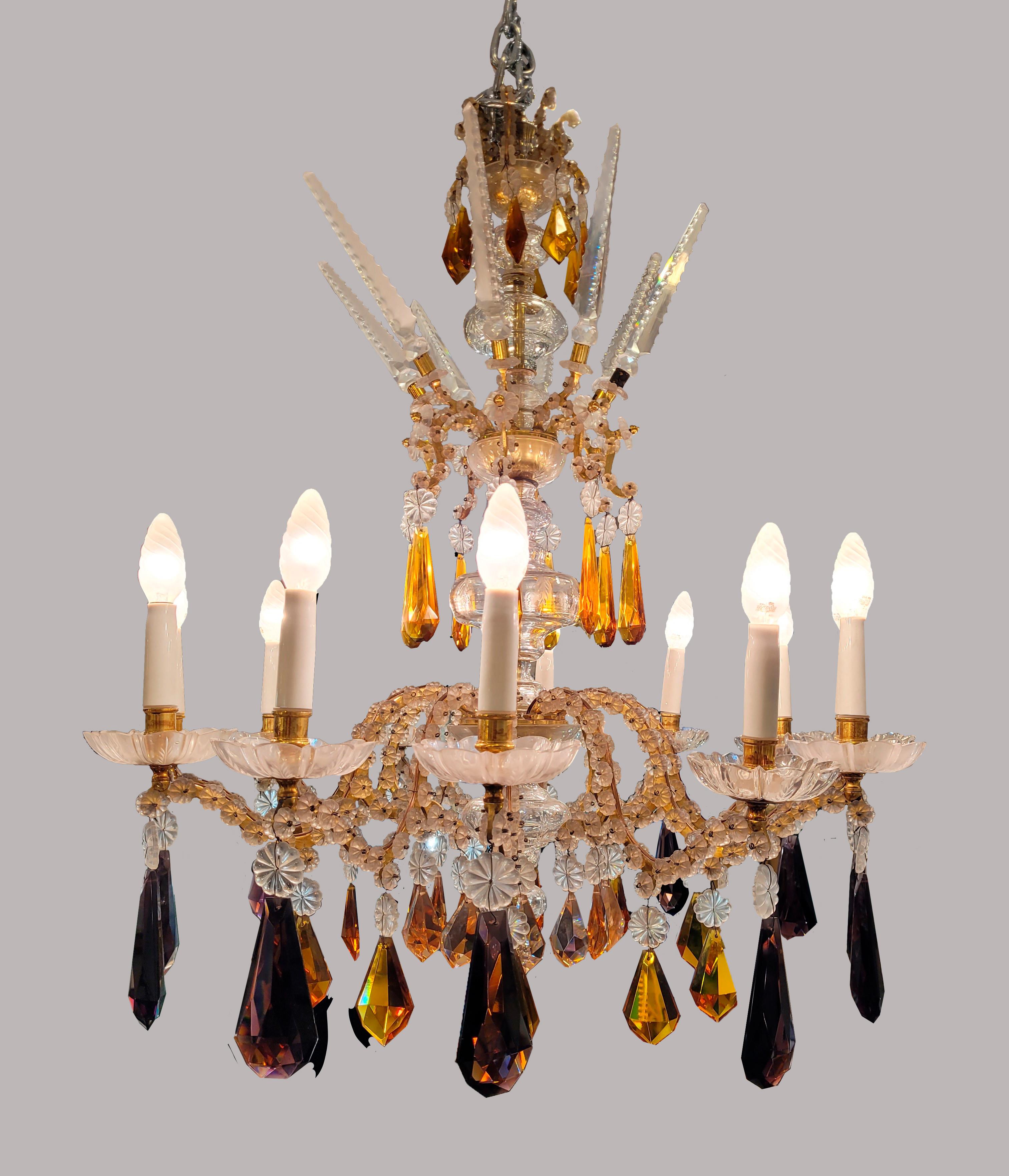 Hand-Crafted Italian Chandelier 40s in cut glass in purple and amber colors For Sale