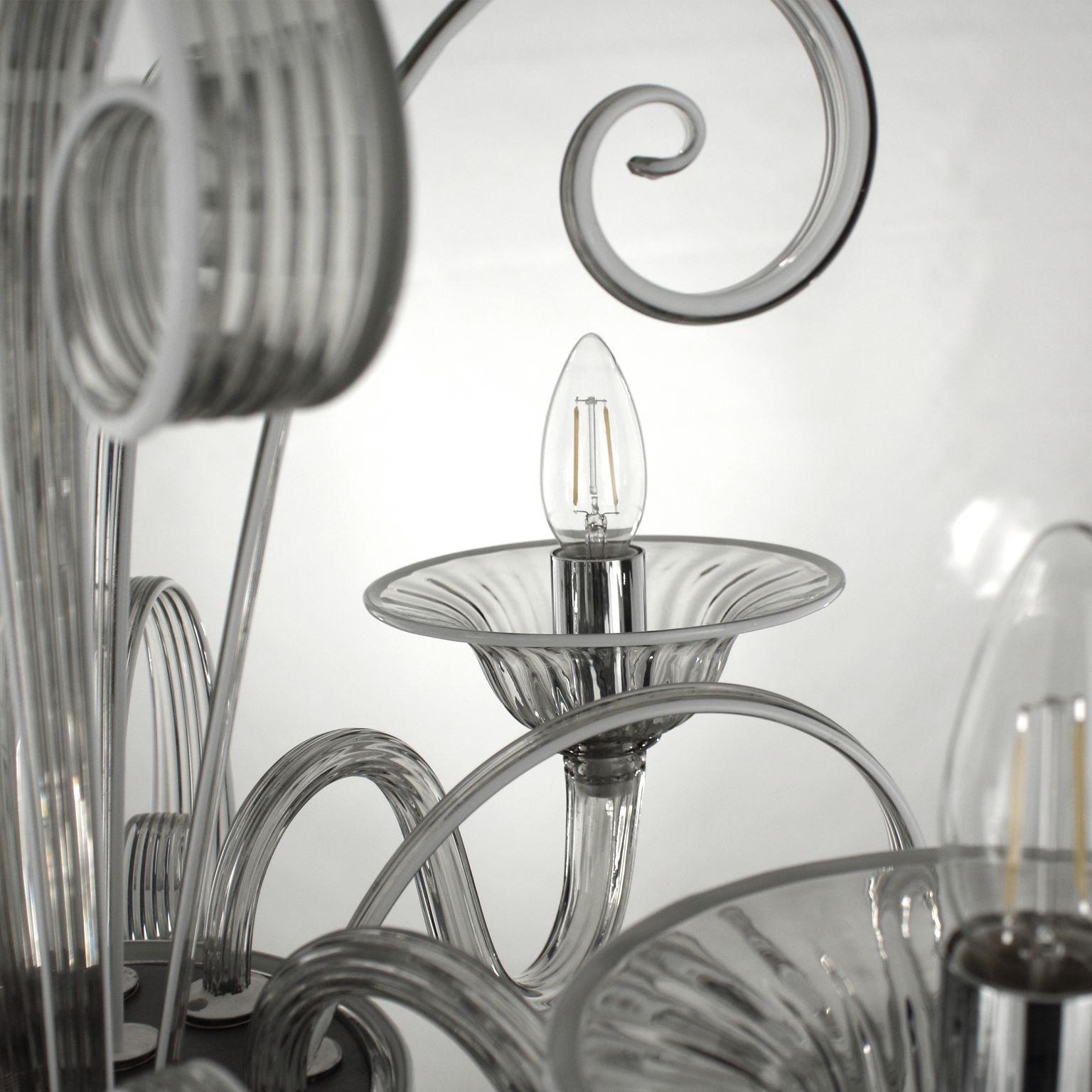 Contemporary Italian Chandelier 5 arms Grey Murano Glass White finishing by Multiforme For Sale