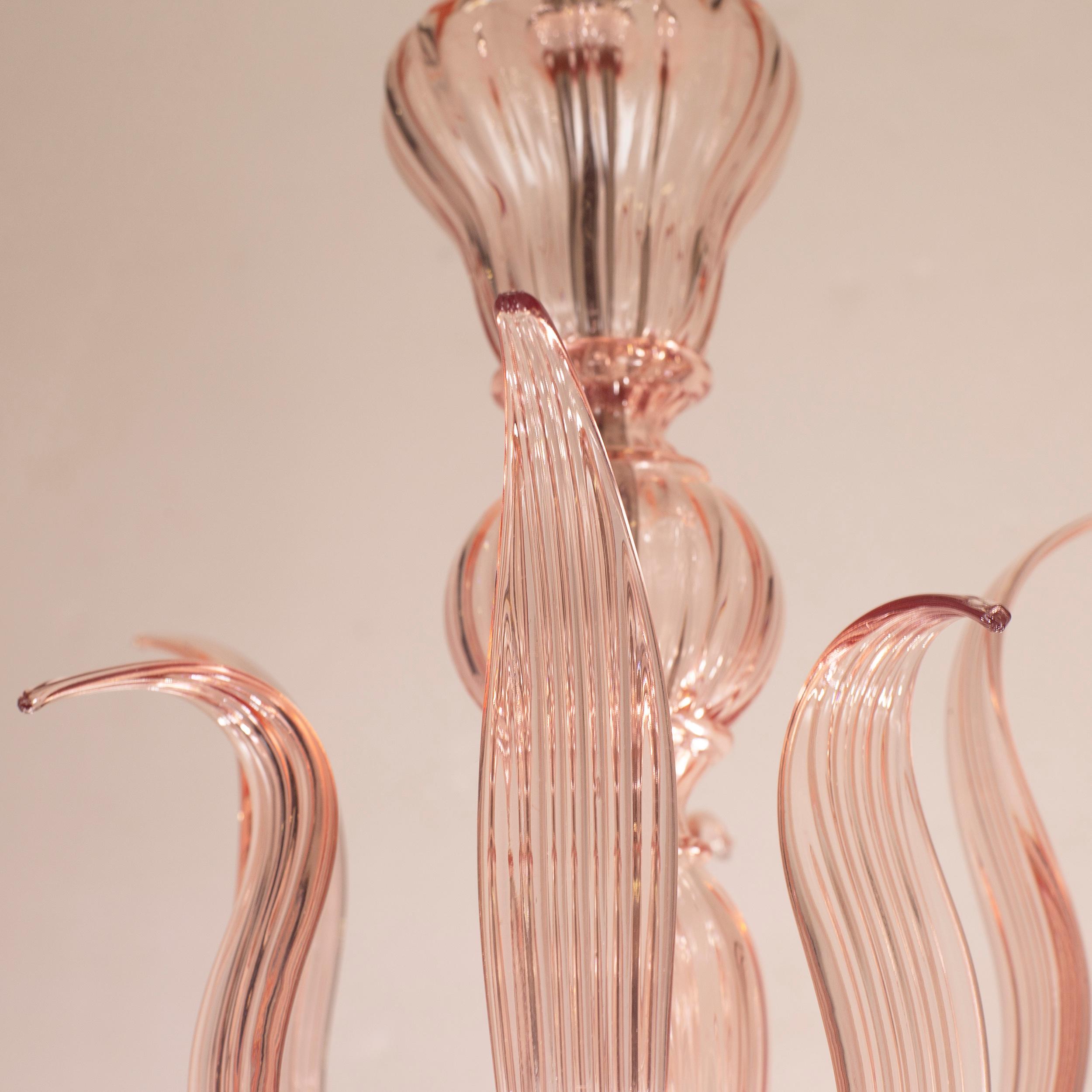 Italian Chandelier 5 Arms Pink Murano Glass Fluage by Multiforme  For Sale 1