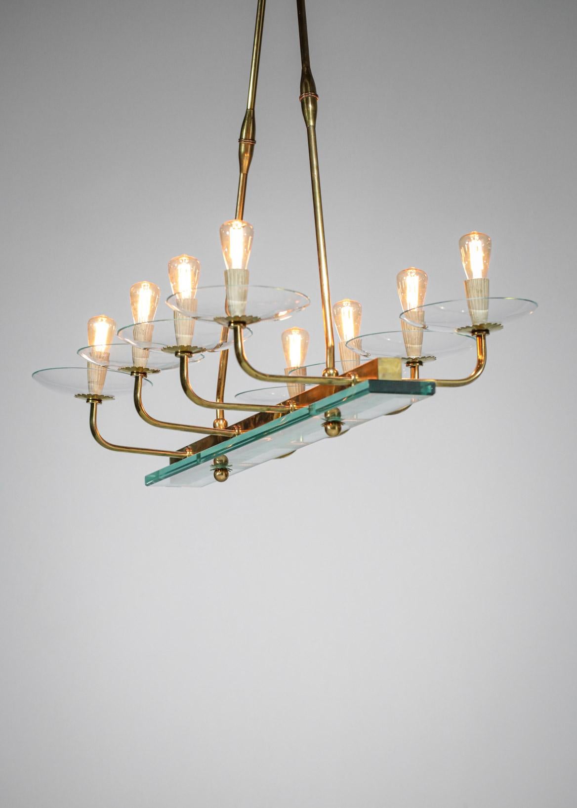 Italian Chandelier 8 Lampshades 60's Brass and Glass Period of Fontana Arte In Good Condition In Lyon, FR