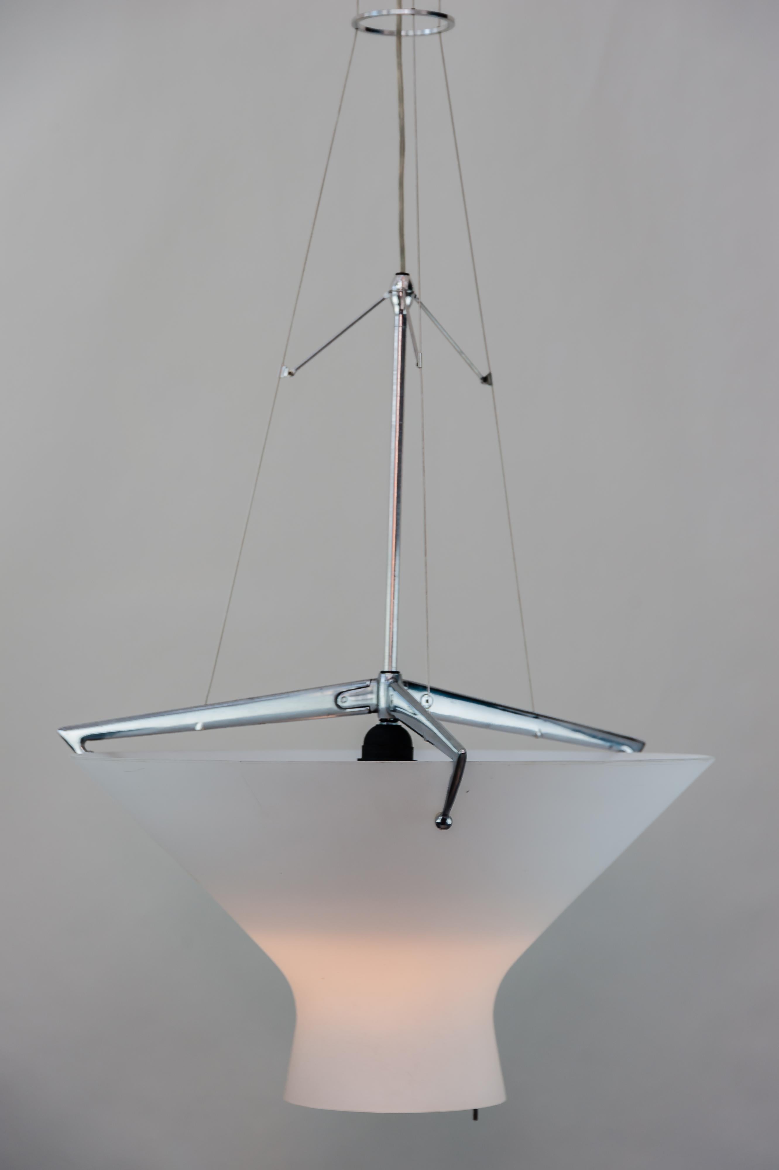 Late 20th Century Italian Chandelier around 1970s For Sale