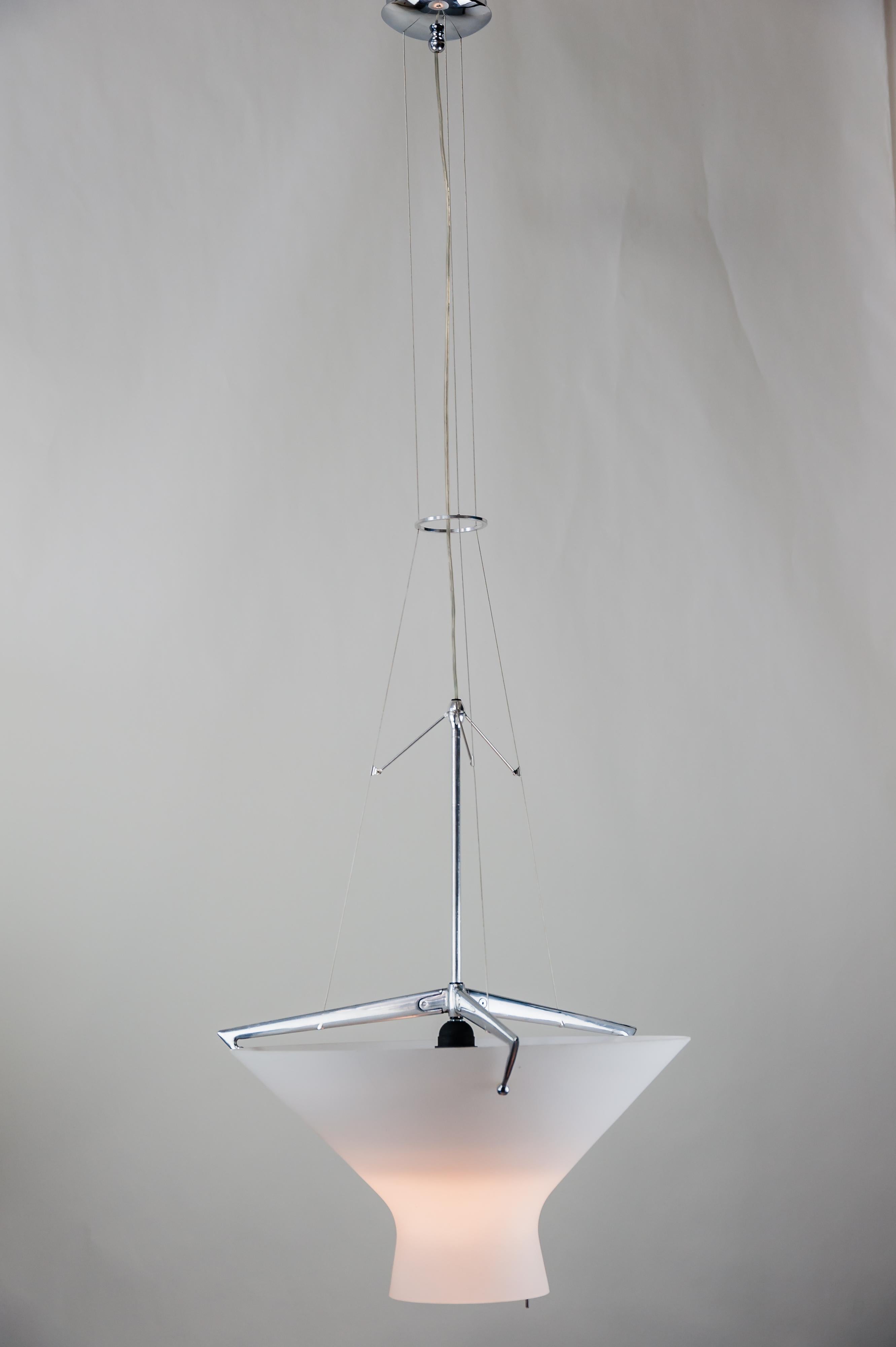 Italian Chandelier around 1970s For Sale 1