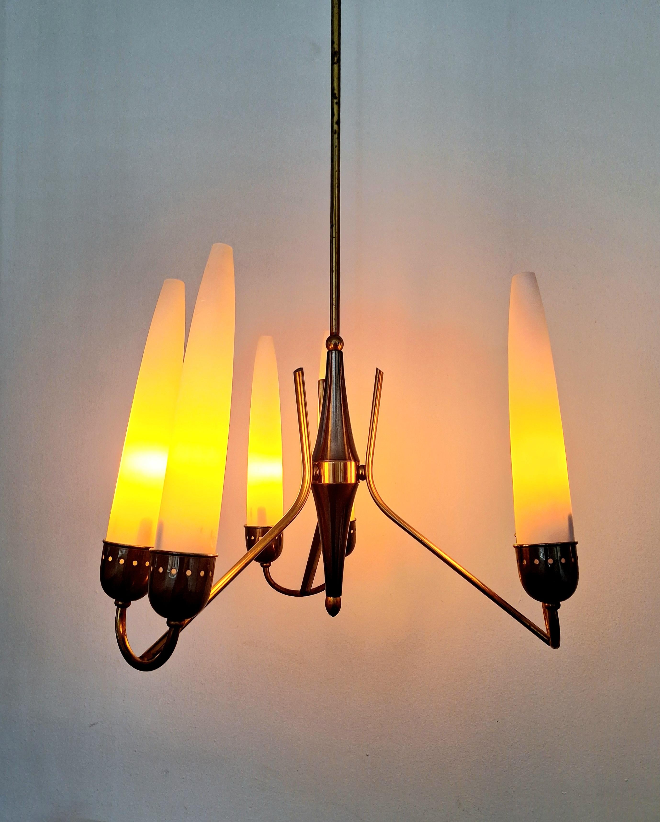 Italian Chandelier Attributed to Angelo Lelii for Arredoluce For Sale 9