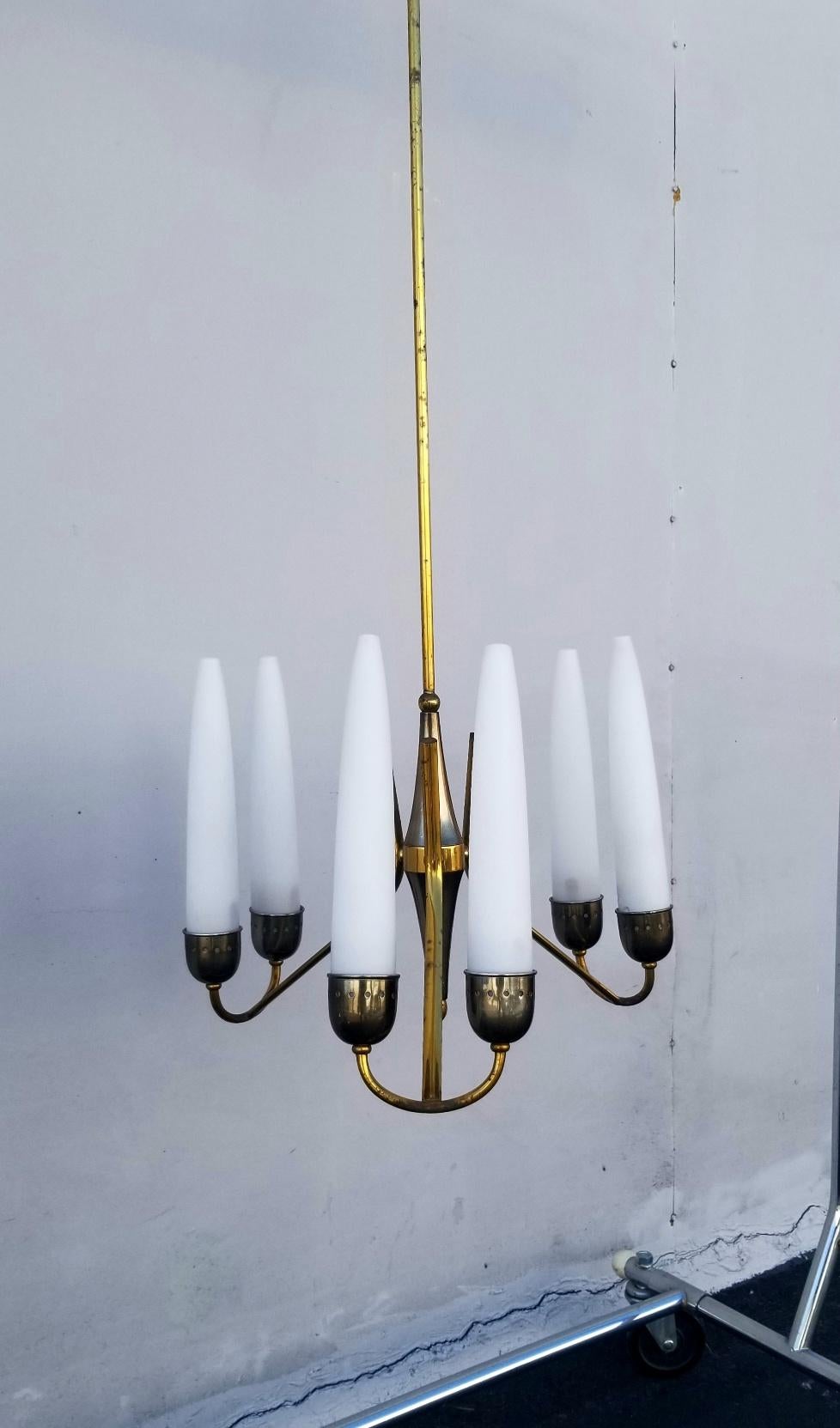 Italian Chandelier Attributed to Angelo Lelii for Arredoluce For Sale 5