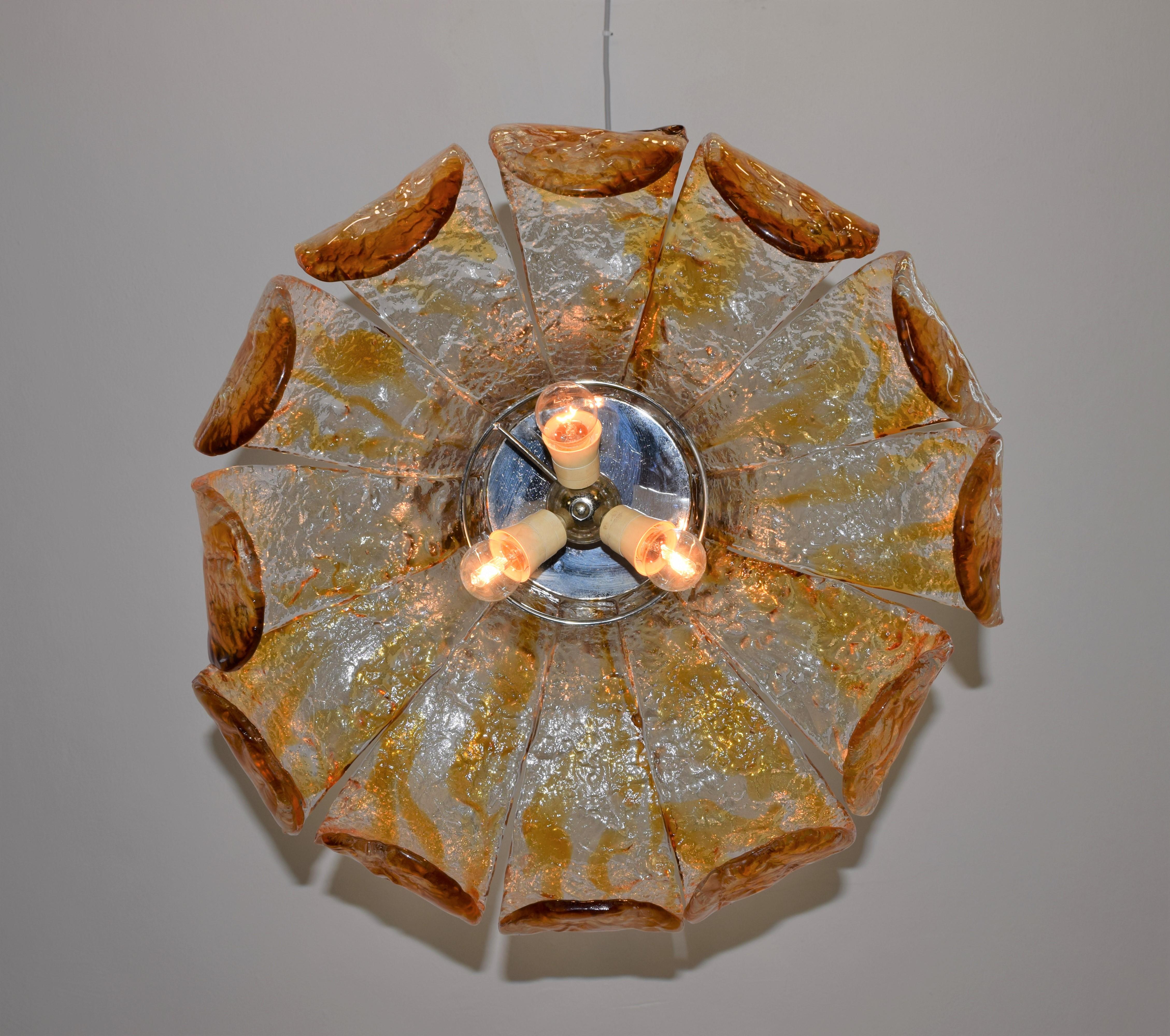 Italian chandelier by Mazzega, 1960s For Sale 2