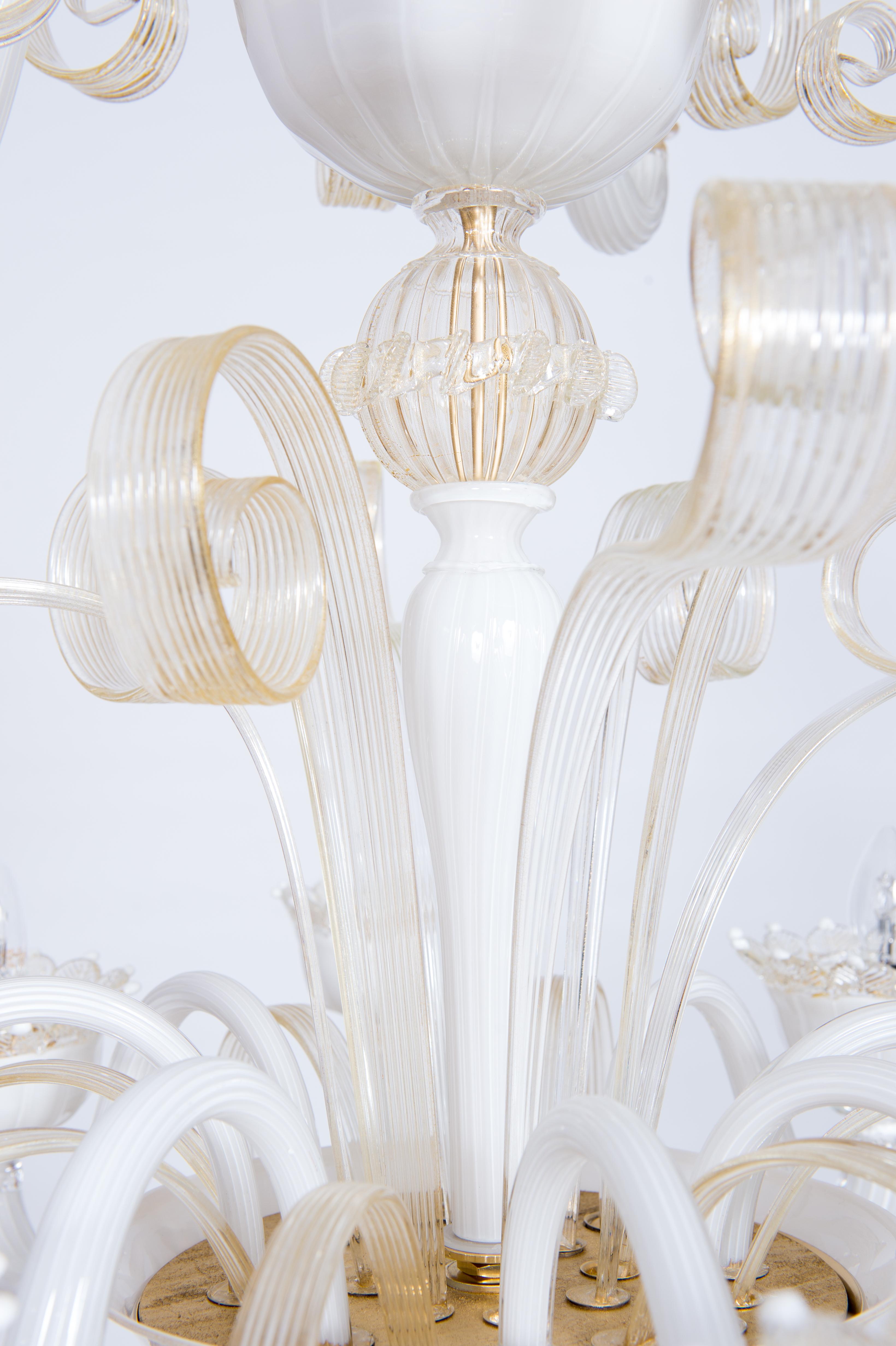 Contemporary White-Milk Murano Glass Chandelier with Gold Accents Giovanni Dalla Fina Italy For Sale