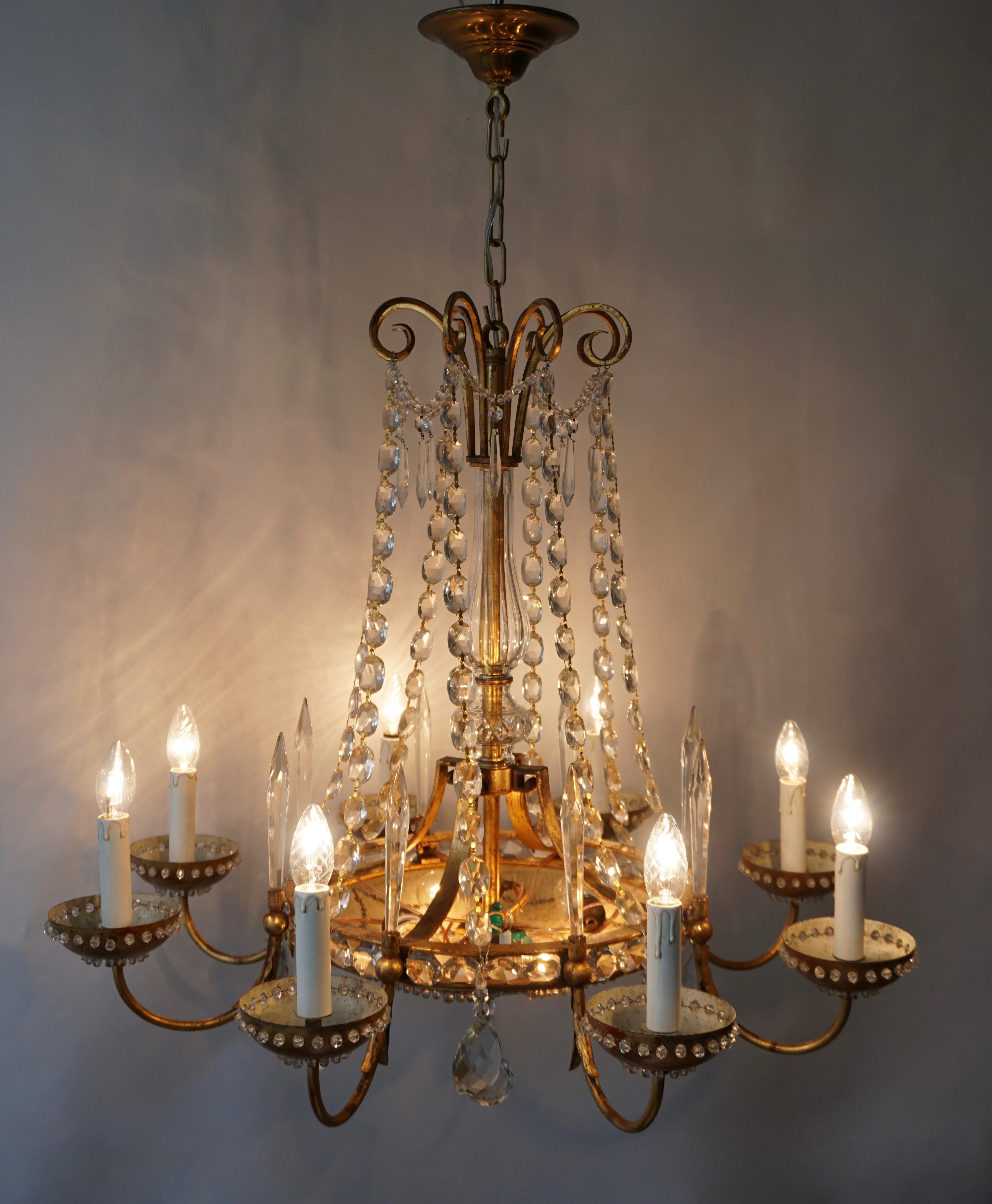 Italian Chandelier in Brass and Crystal For Sale 3