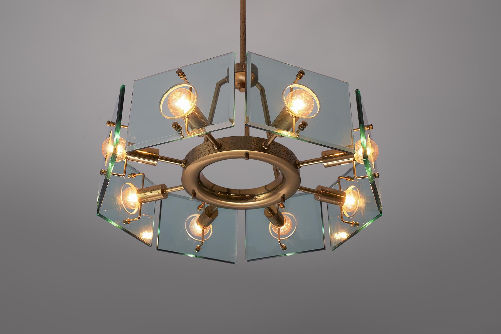 Mid-20th Century Italian Chandelier in Brass and Glass by Gino Paroldo