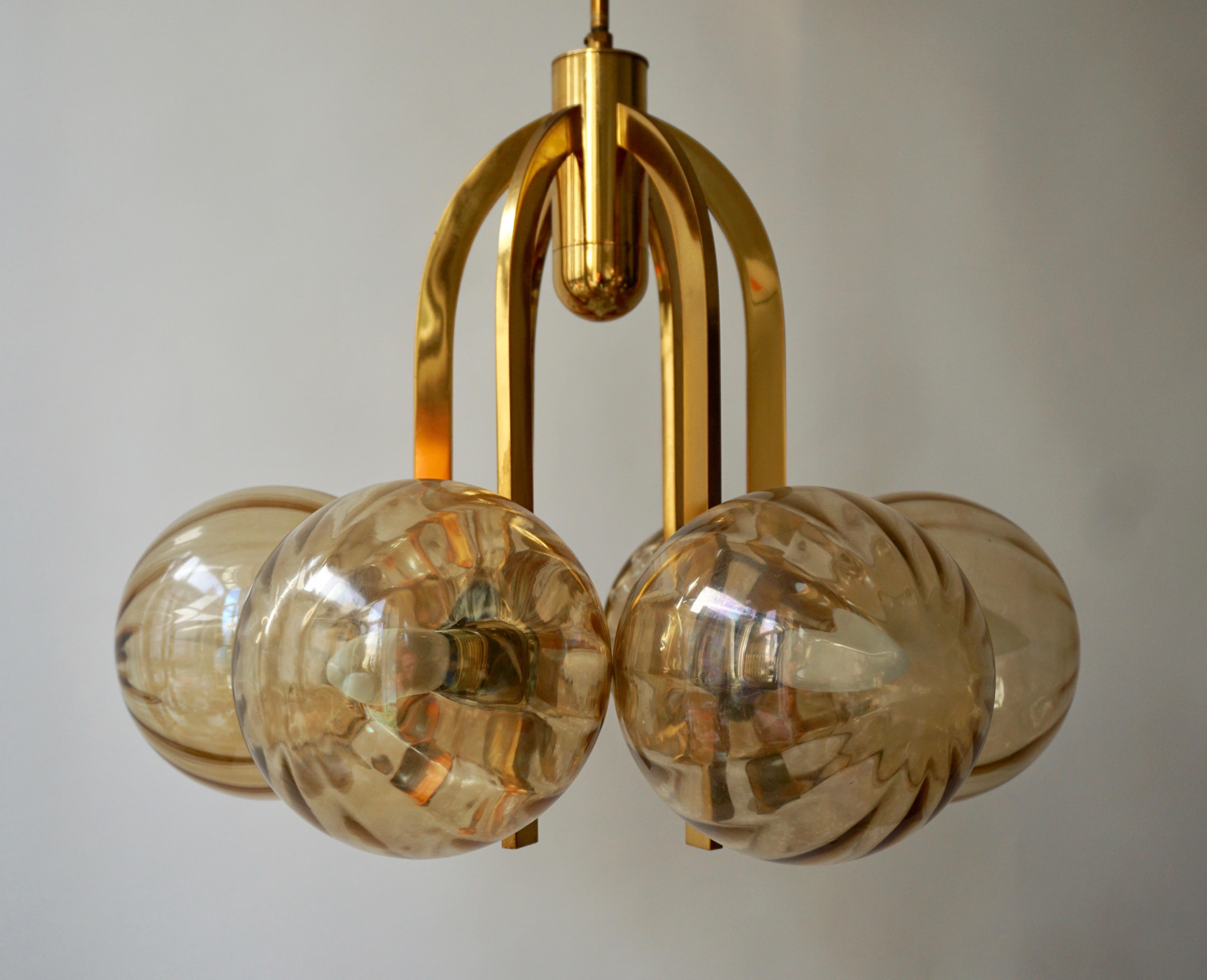 Italian Chandelier in Brass and Murano Glass 5